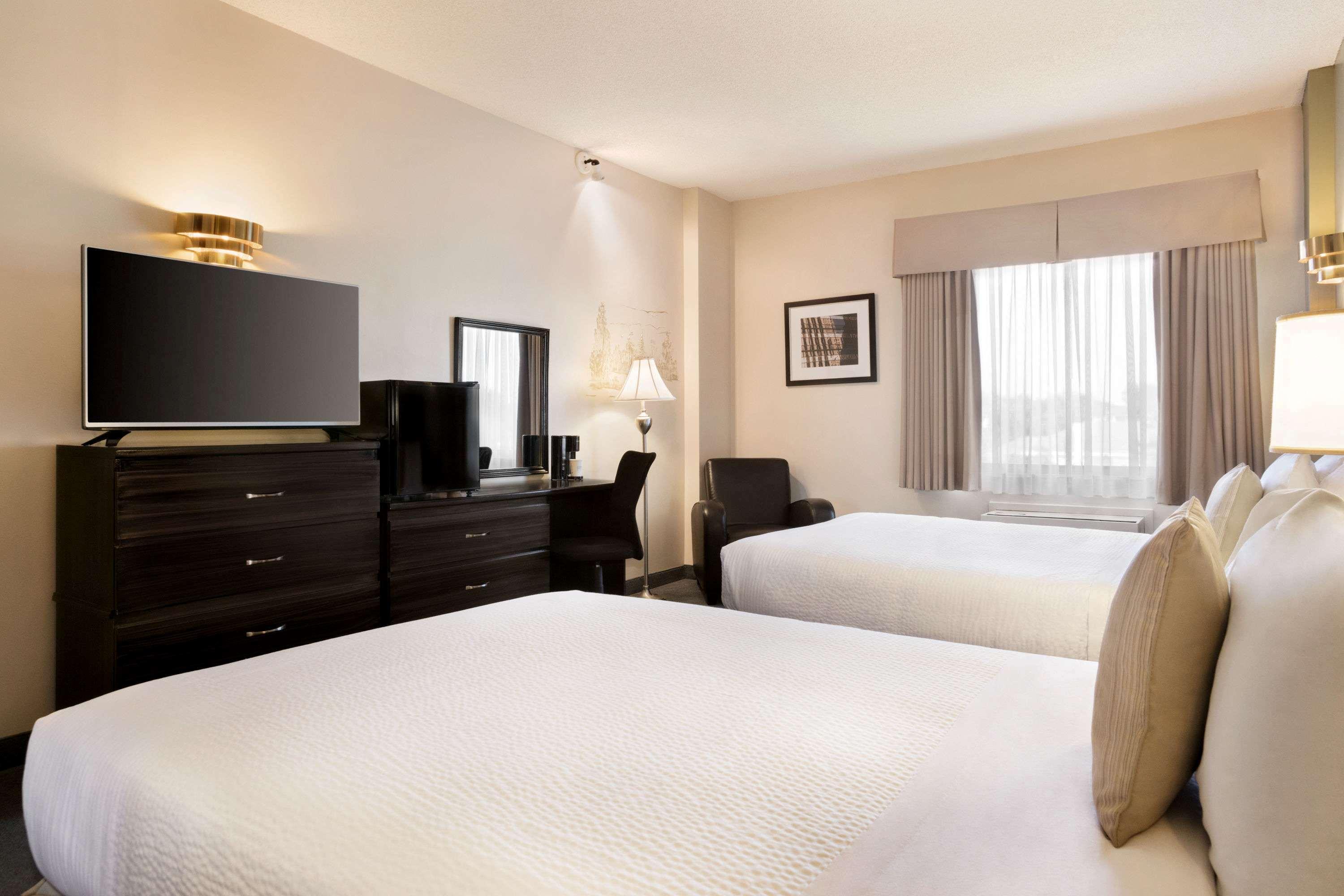 Room Two Double Beds