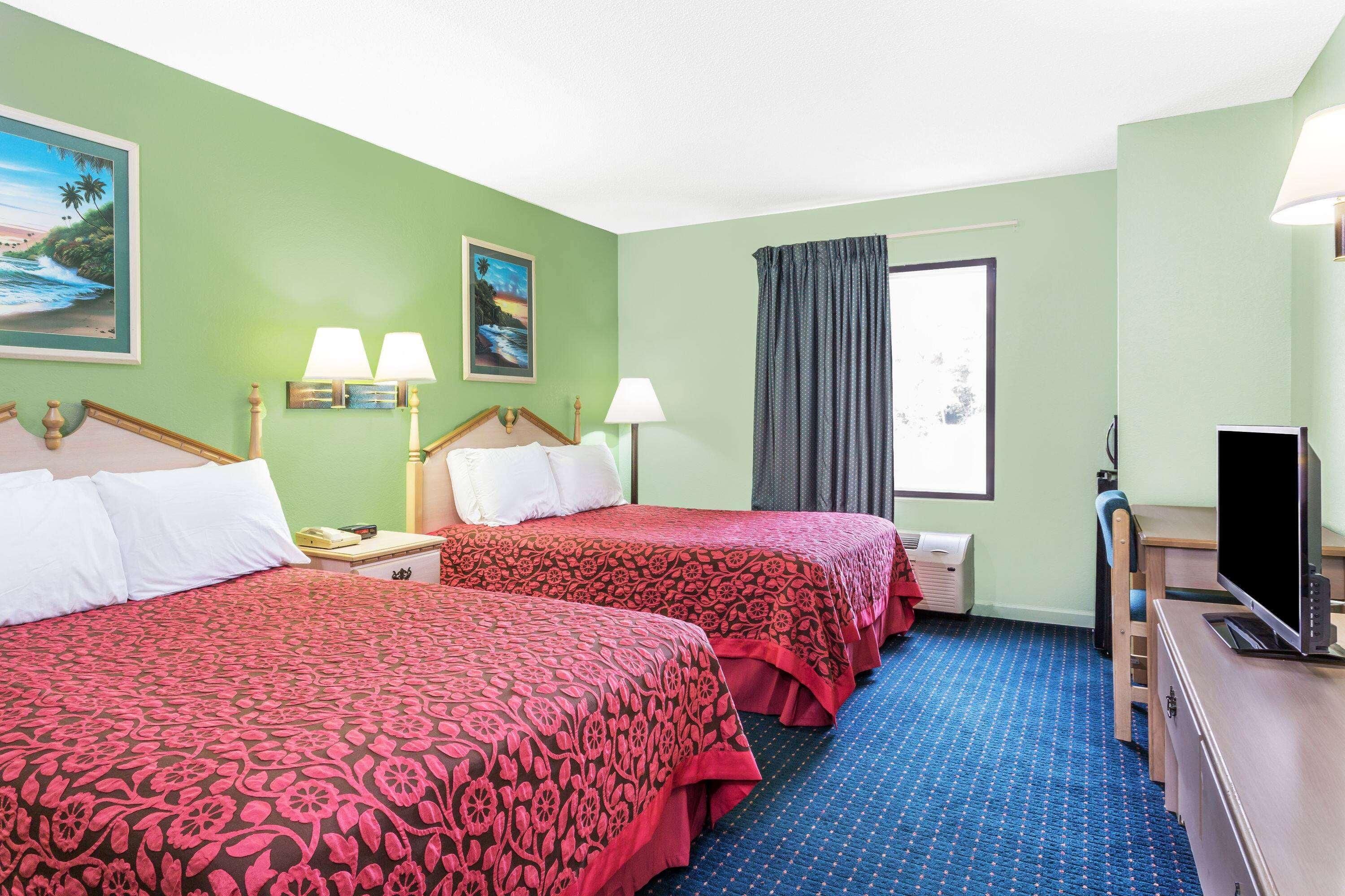 Quadruple Two Double Beds