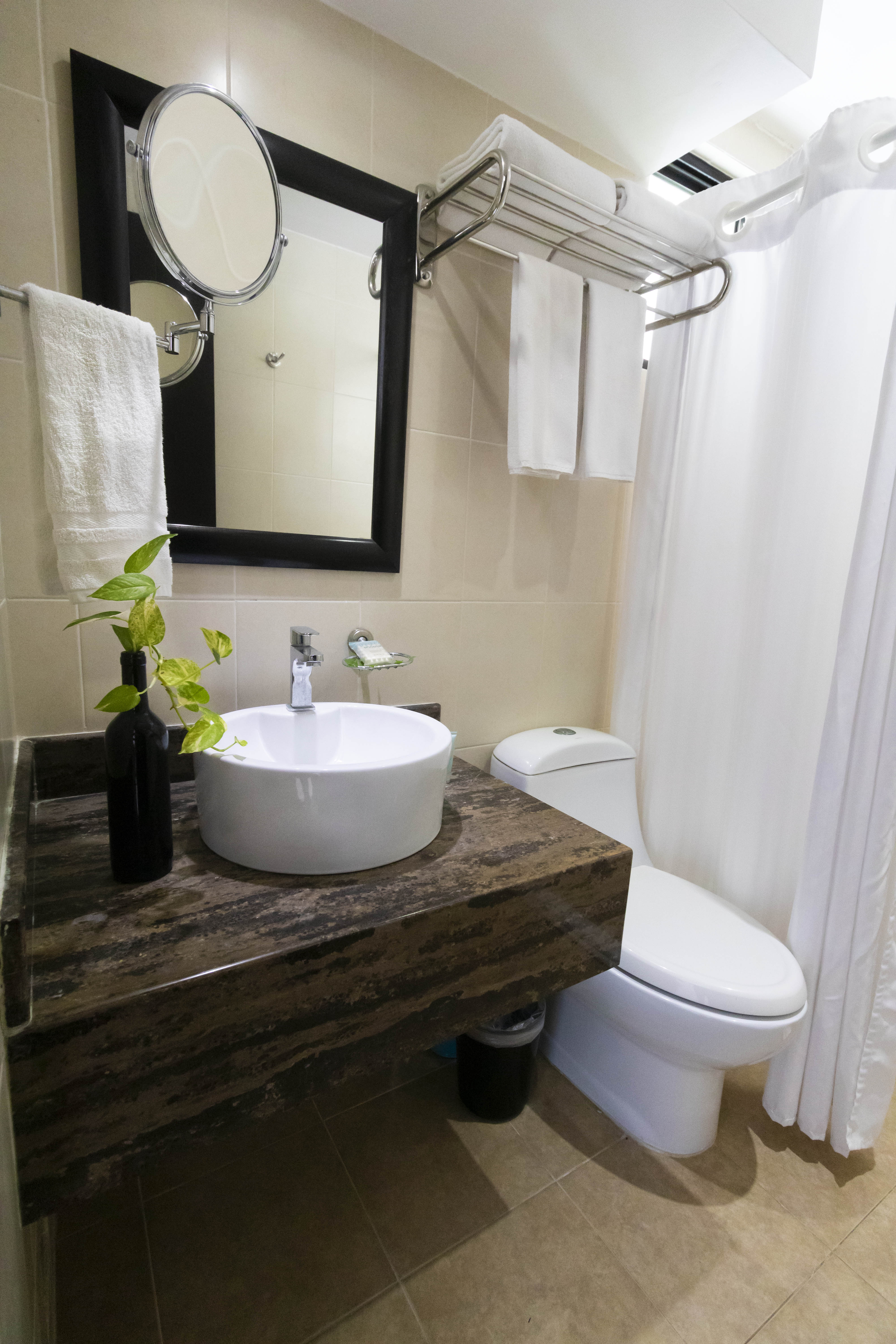 Double Deluxe King Bed