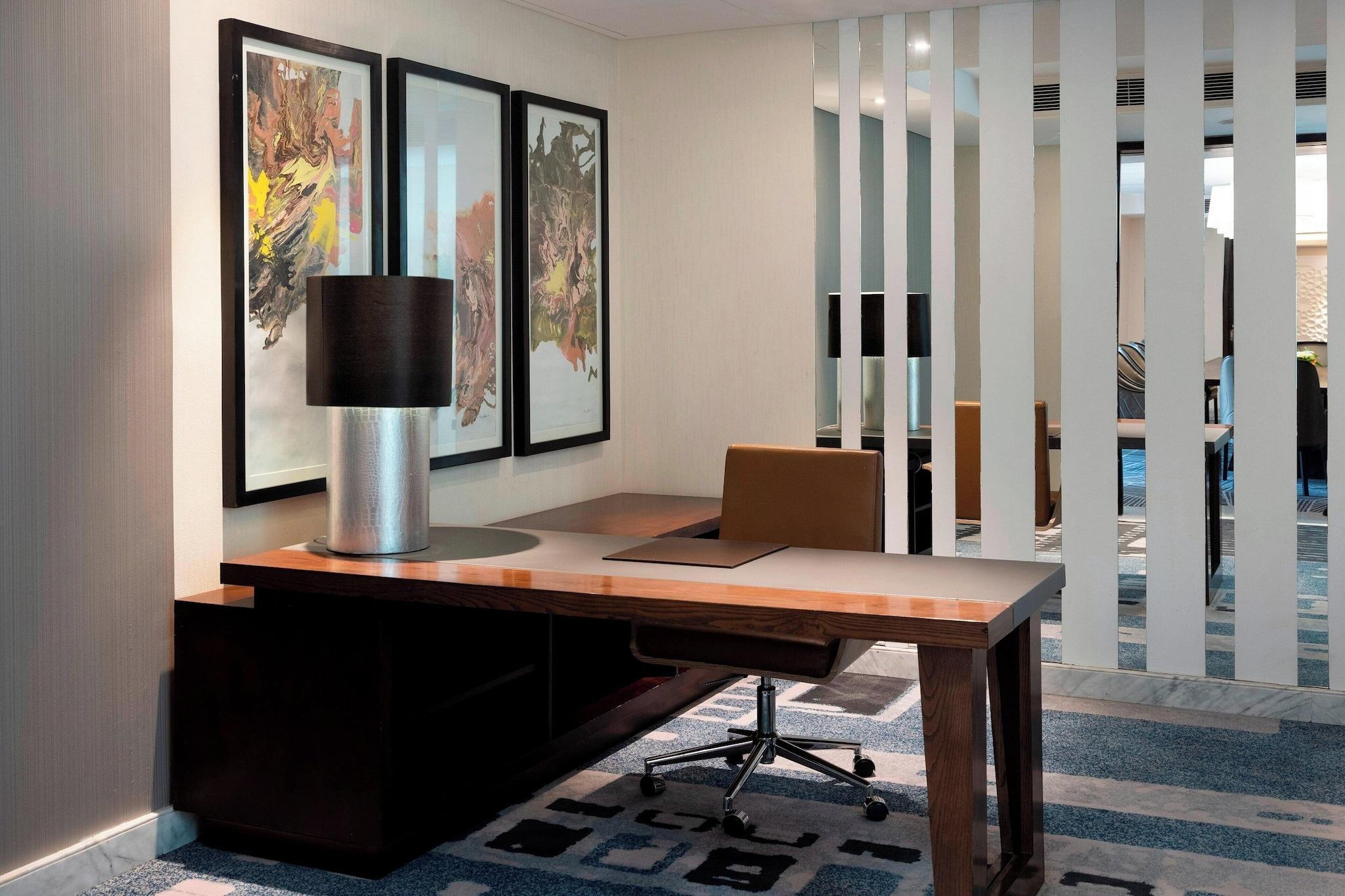 Suite Executive King Bed