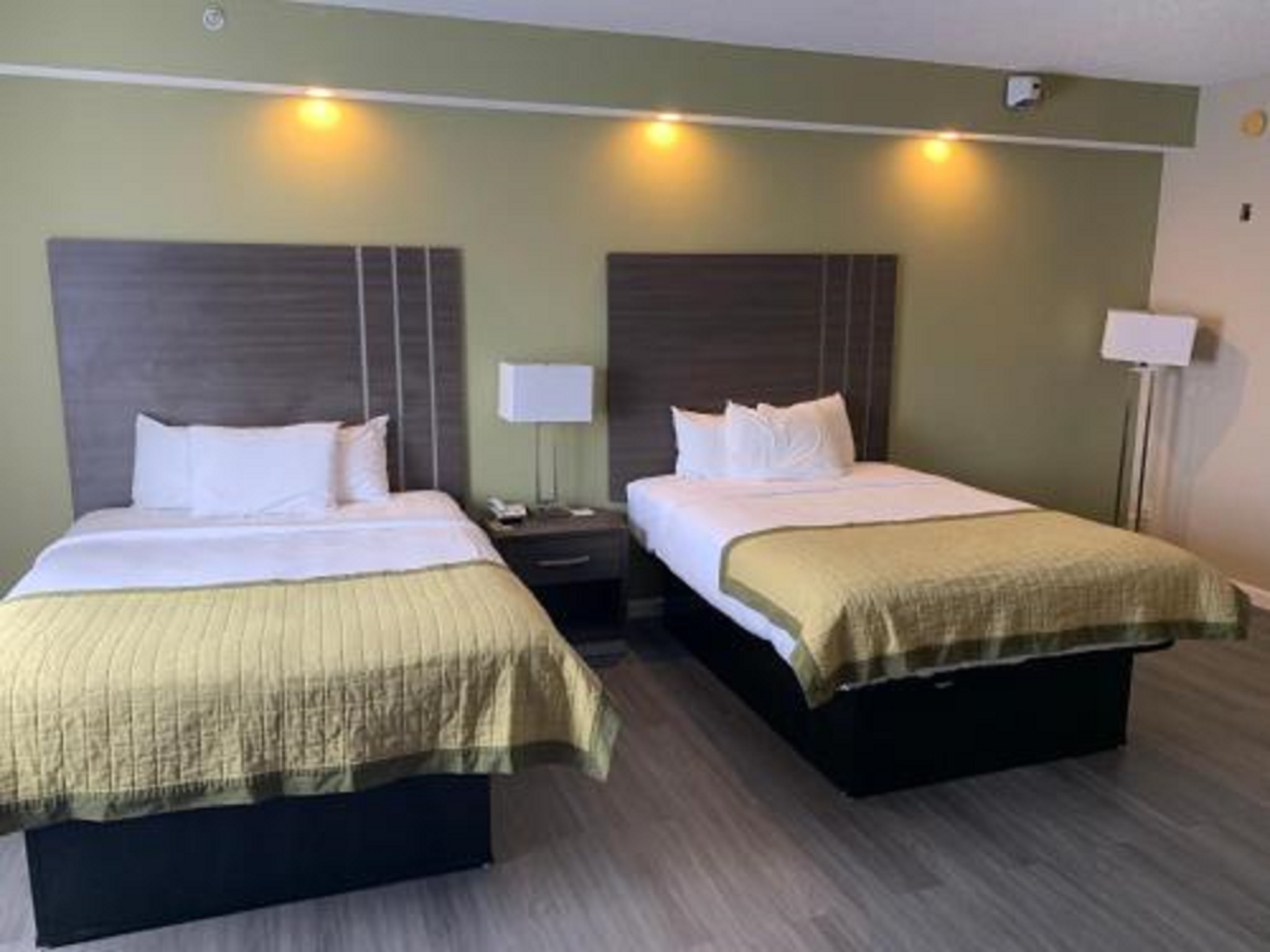 Room Deluxe Two Queen Beds