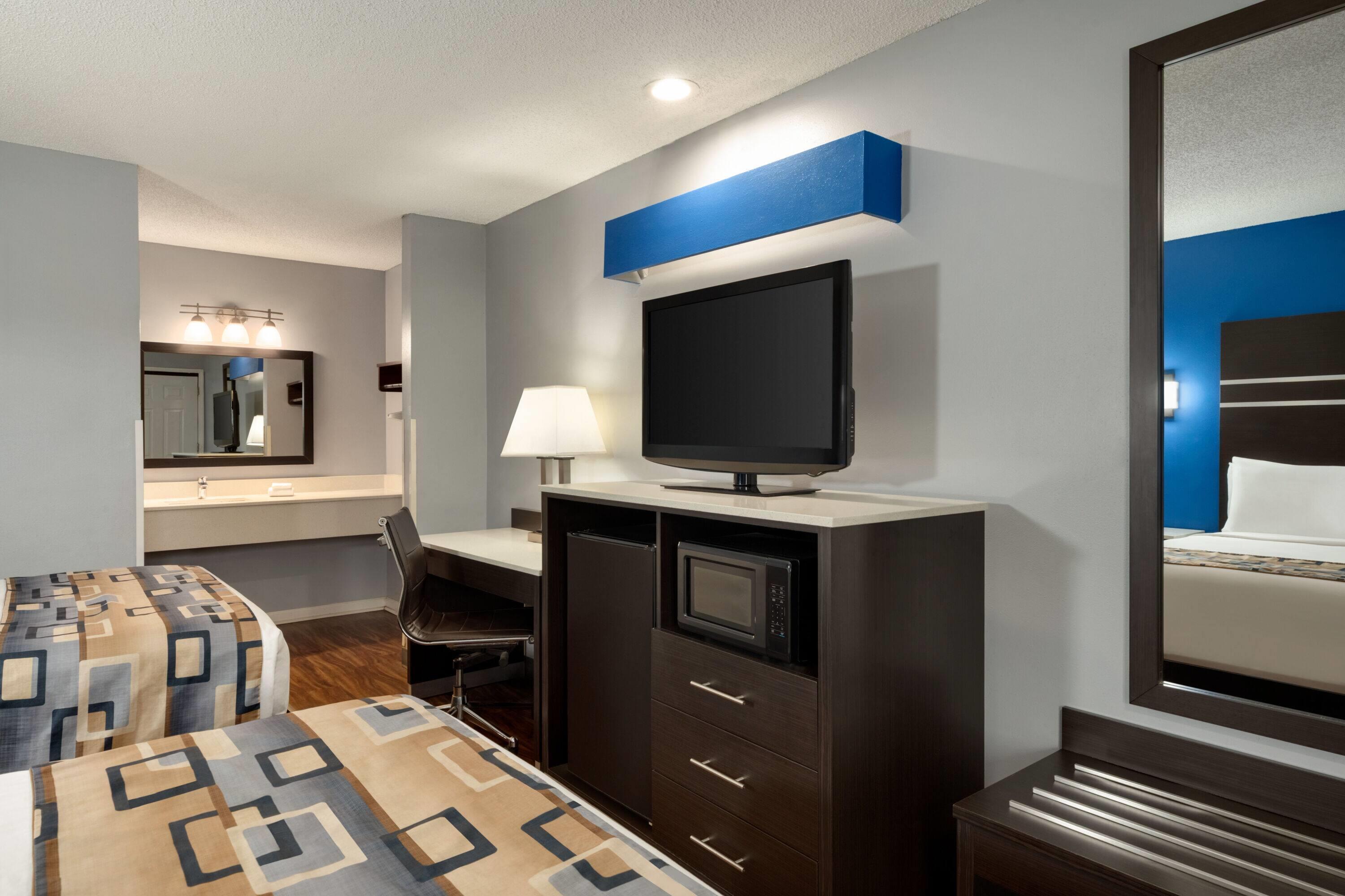 Room Two Double Beds