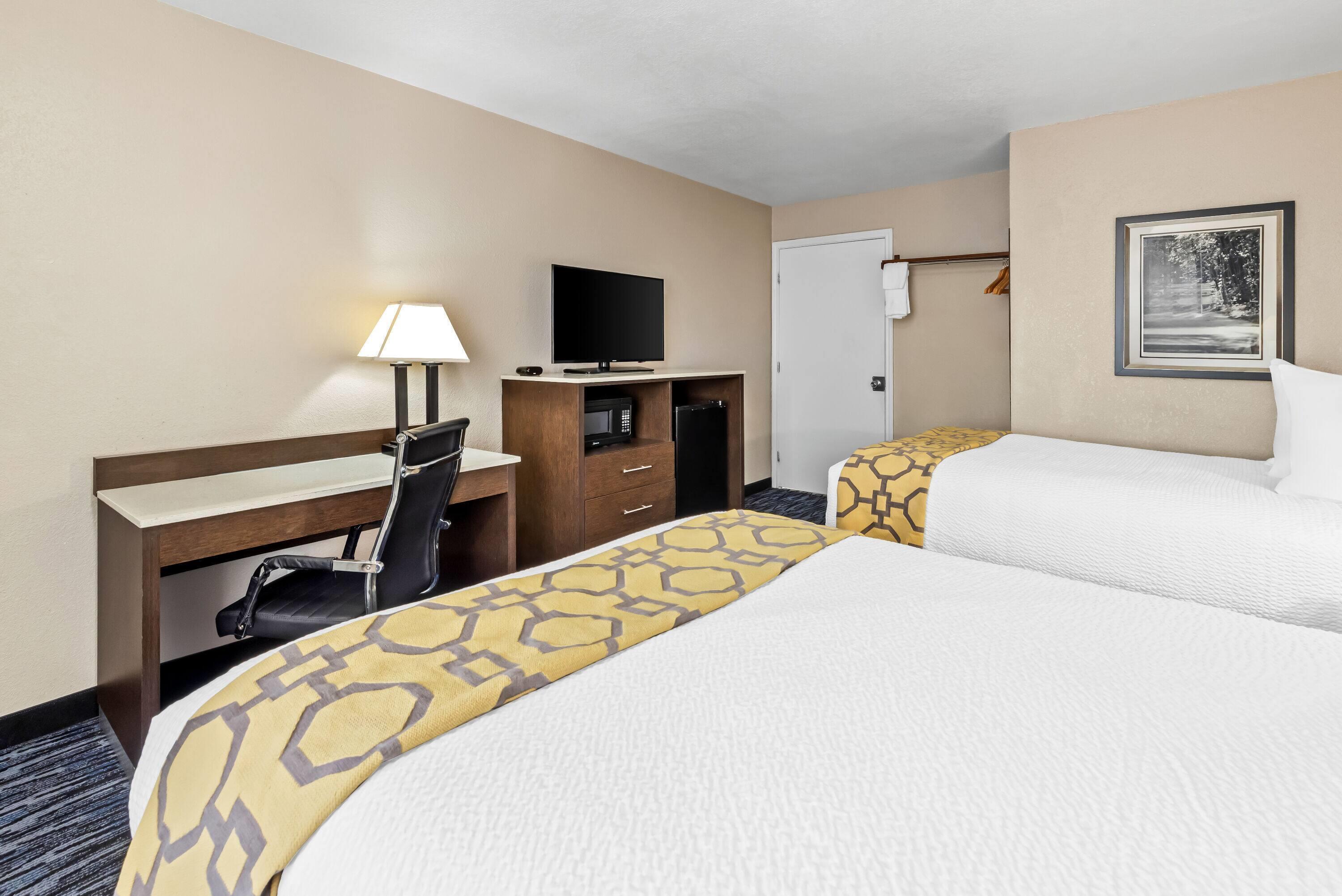 Quadruple Two Double Beds