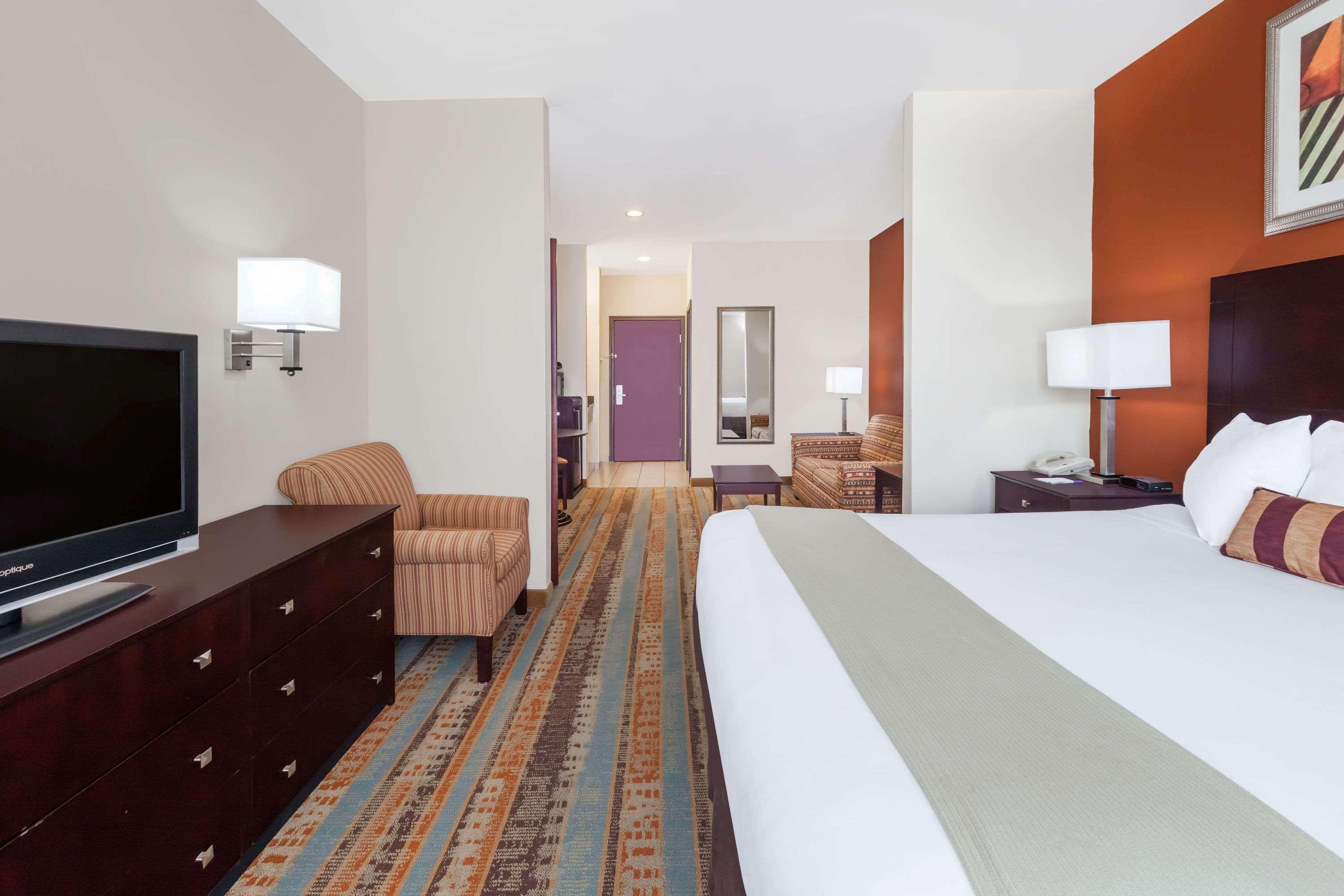 Suite King Bed Non Smoking