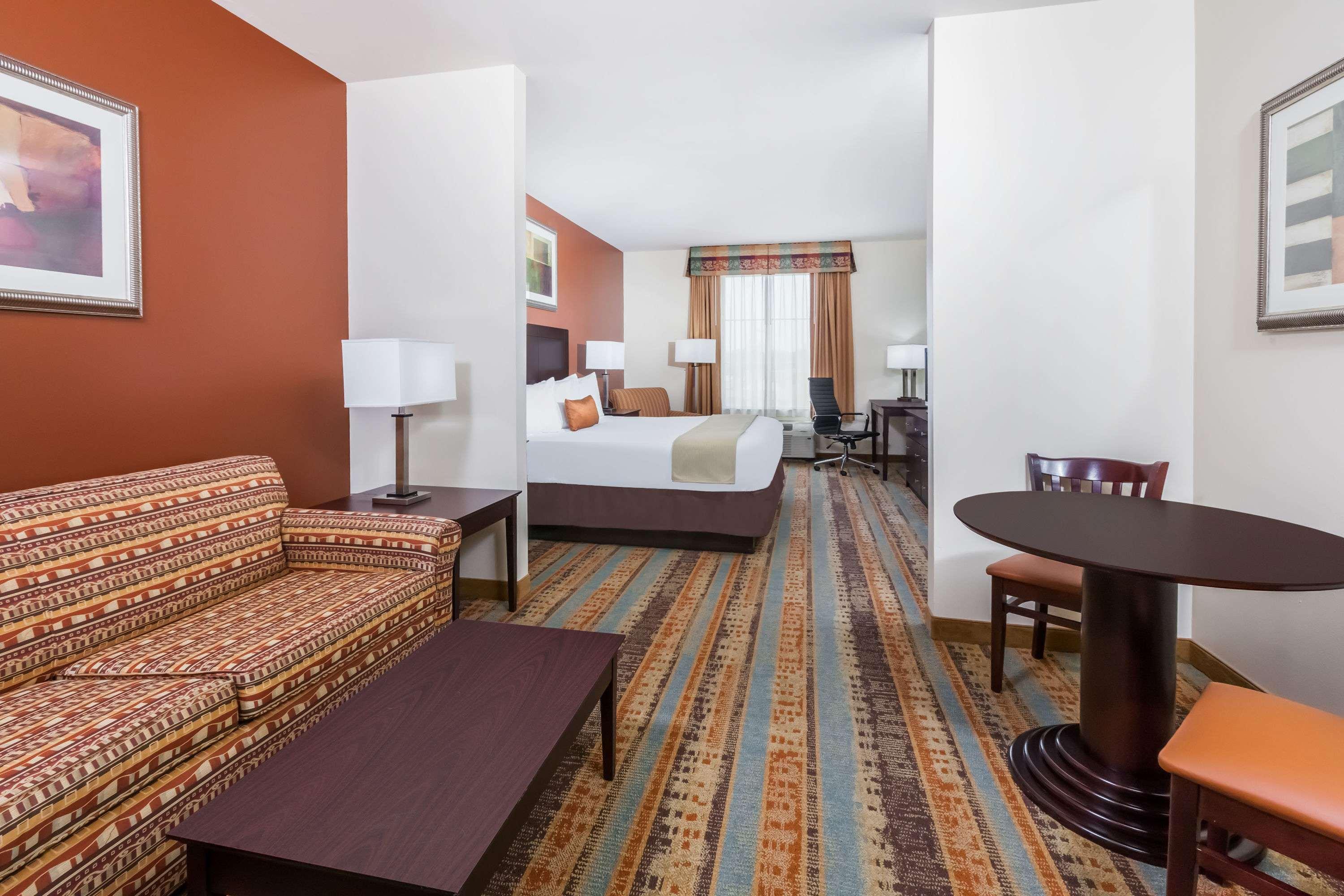 Suite King Bed Non Smoking