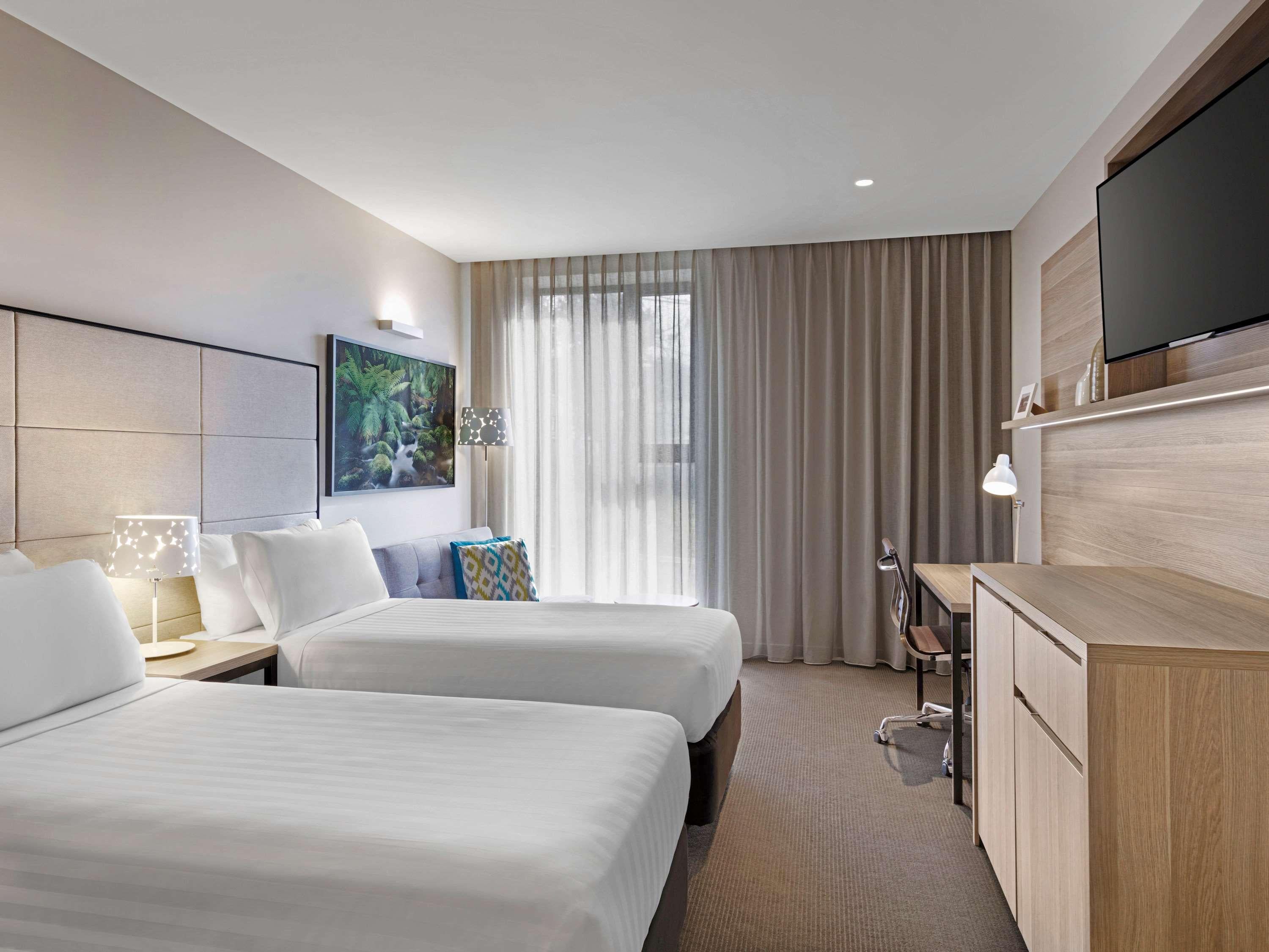 Twin Superior King Bed