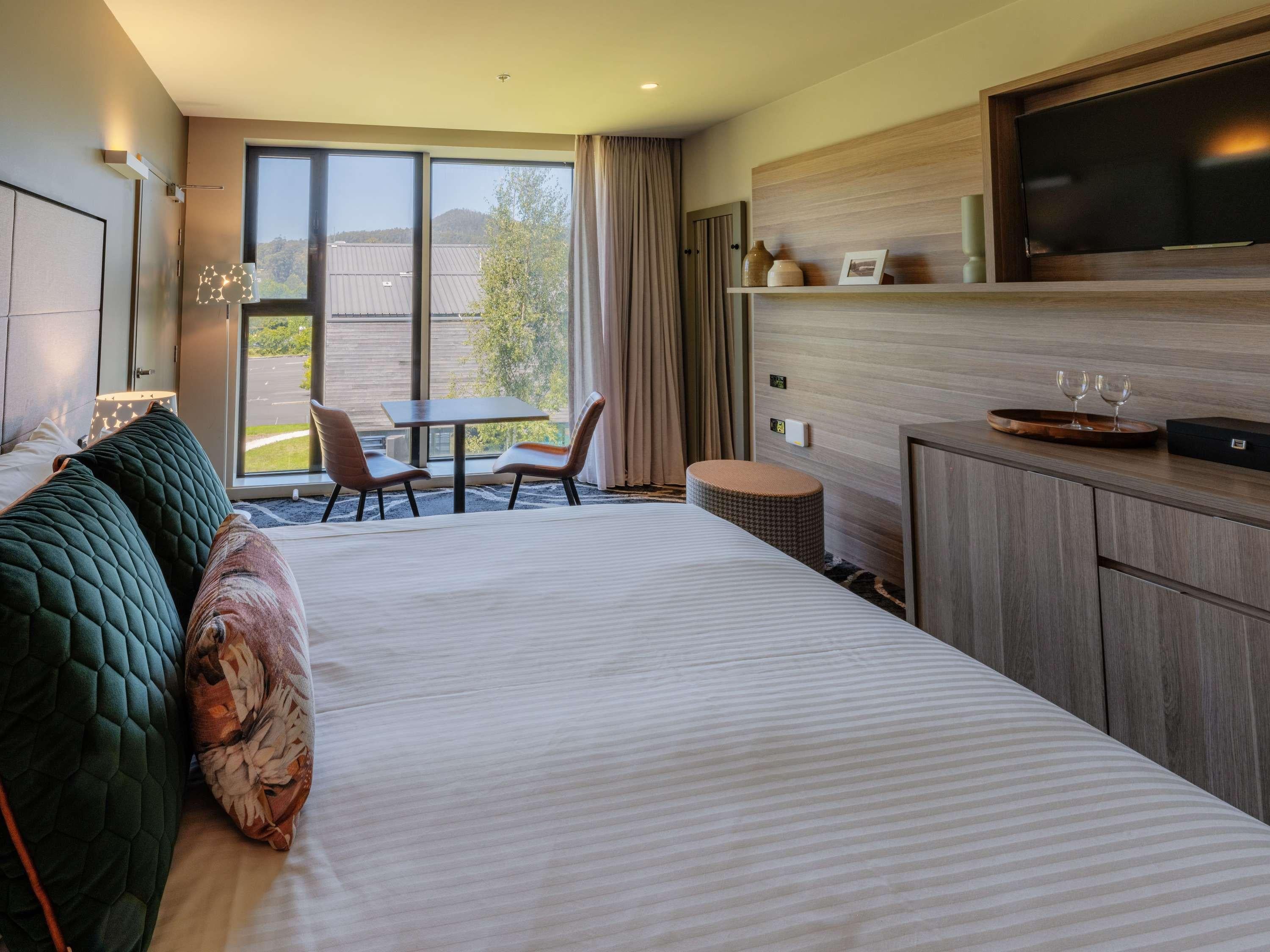 Double Superior King Bed