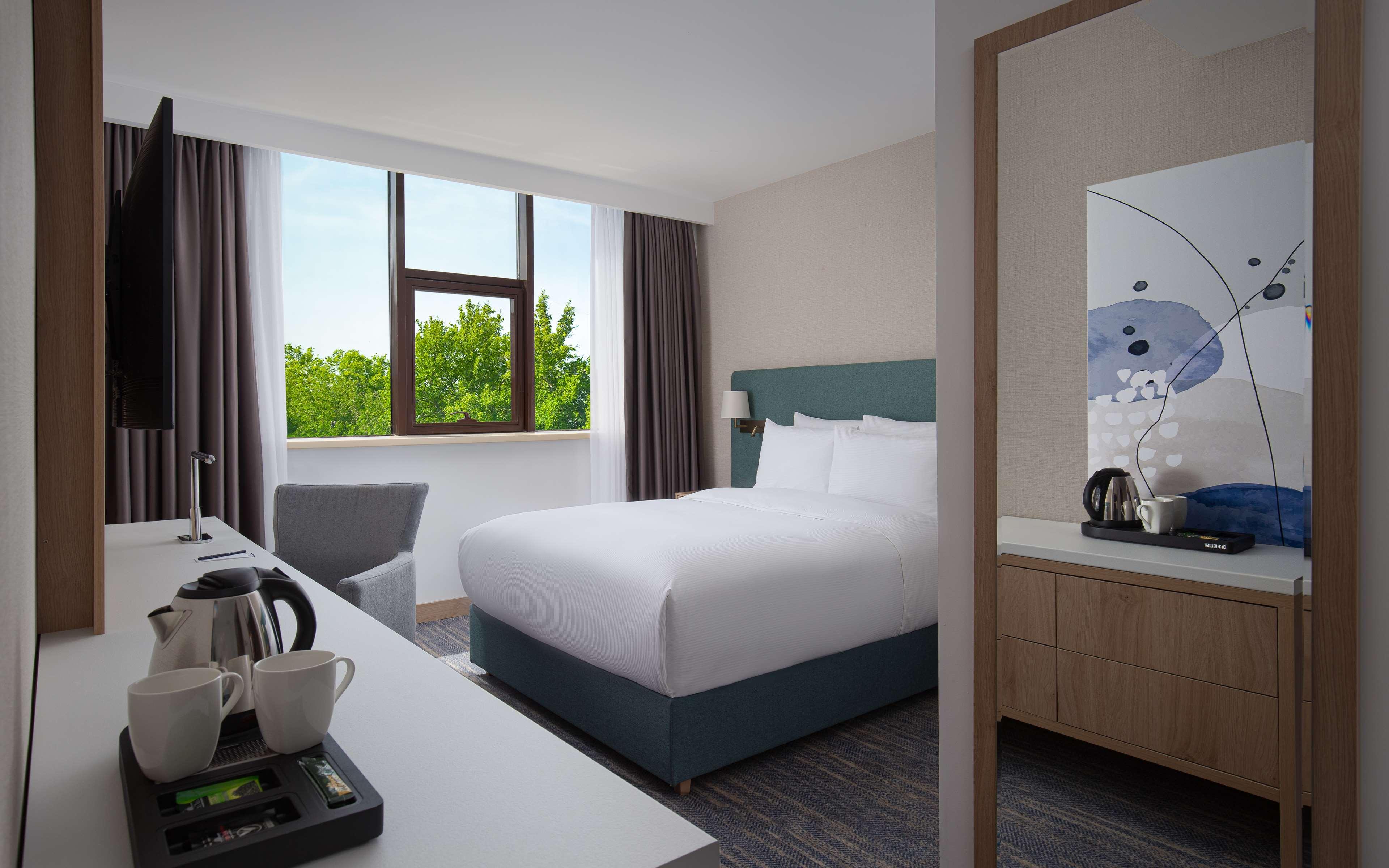 Double Accessible-queen Size Bed