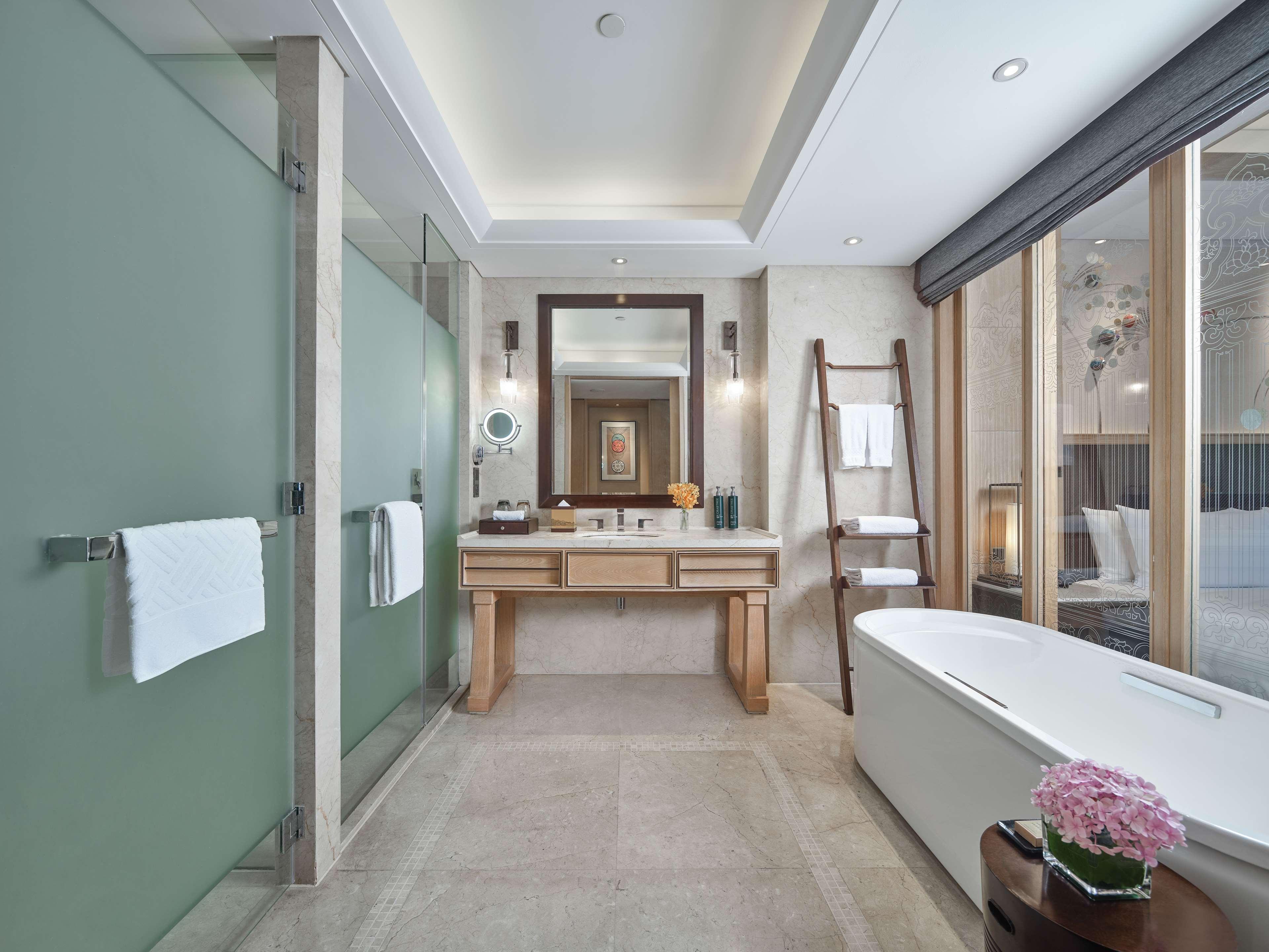 Double Deluxe Lake View