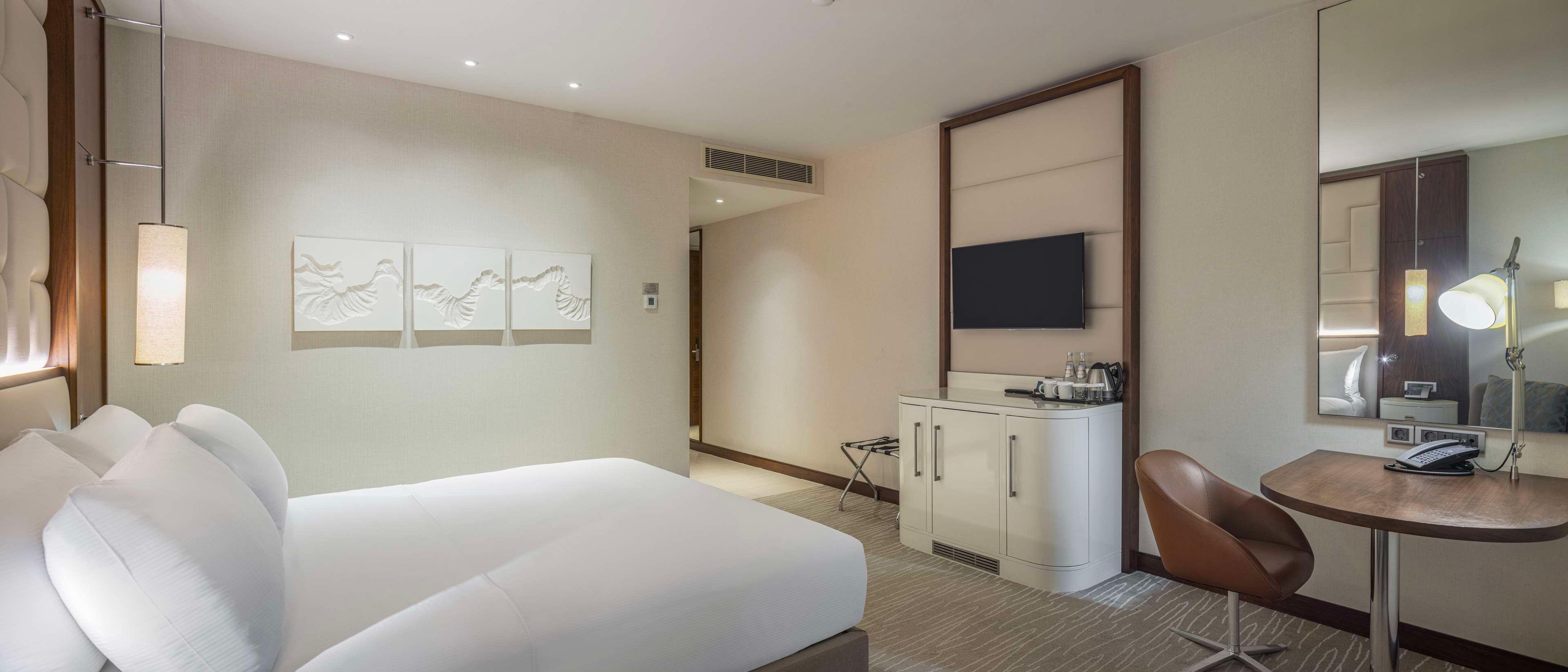 Twin Sea View with Balcony