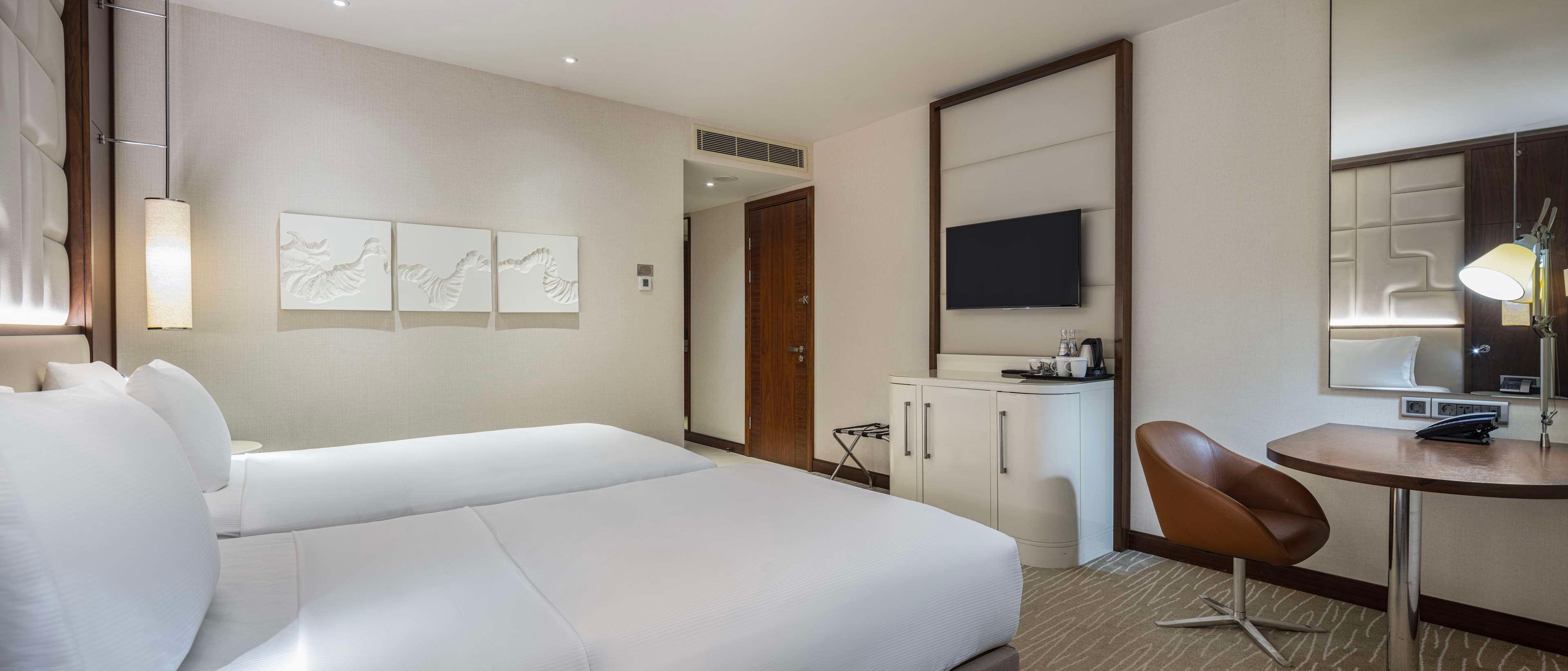 Twin Sea View with Balcony