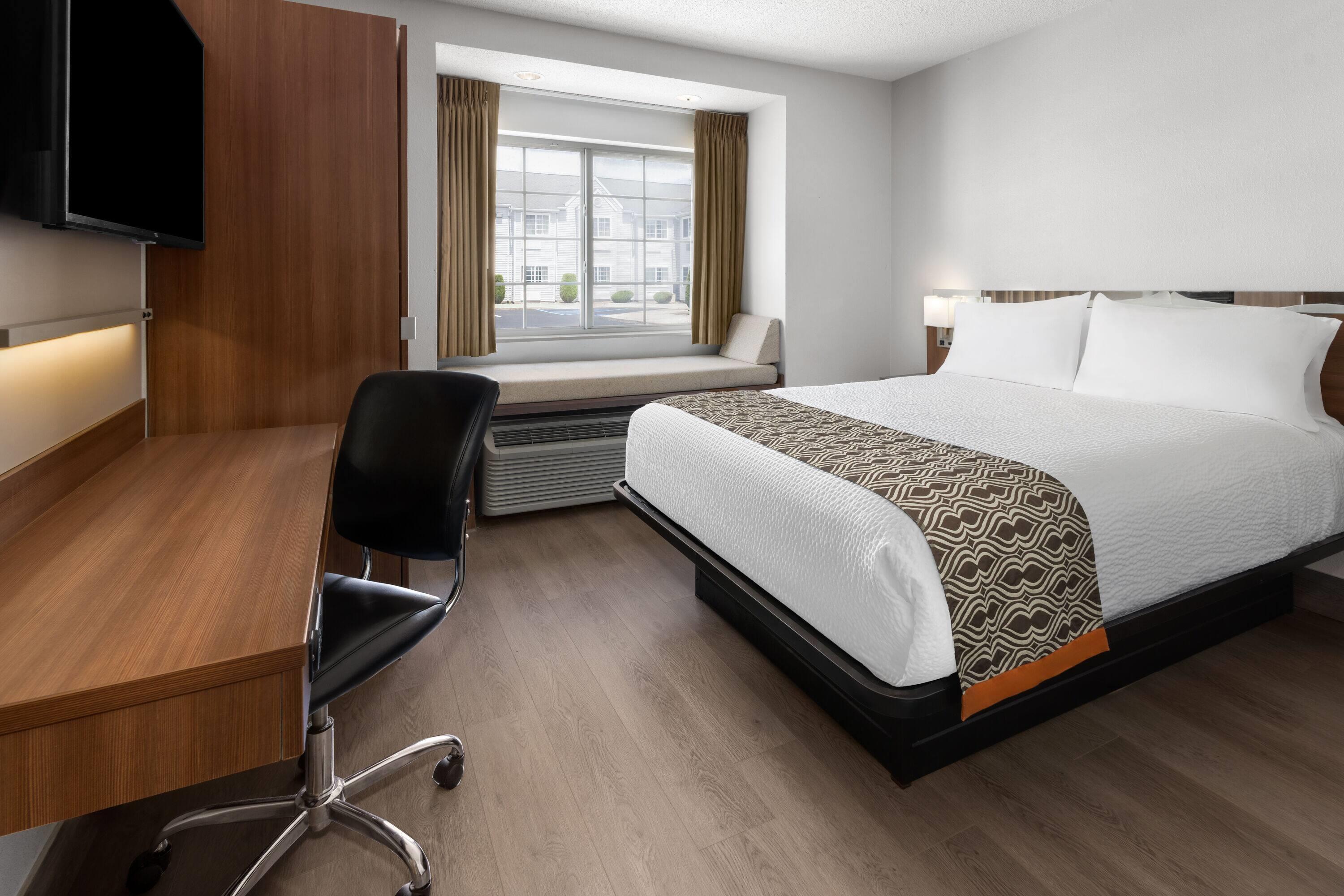 Double Queen Size Bed