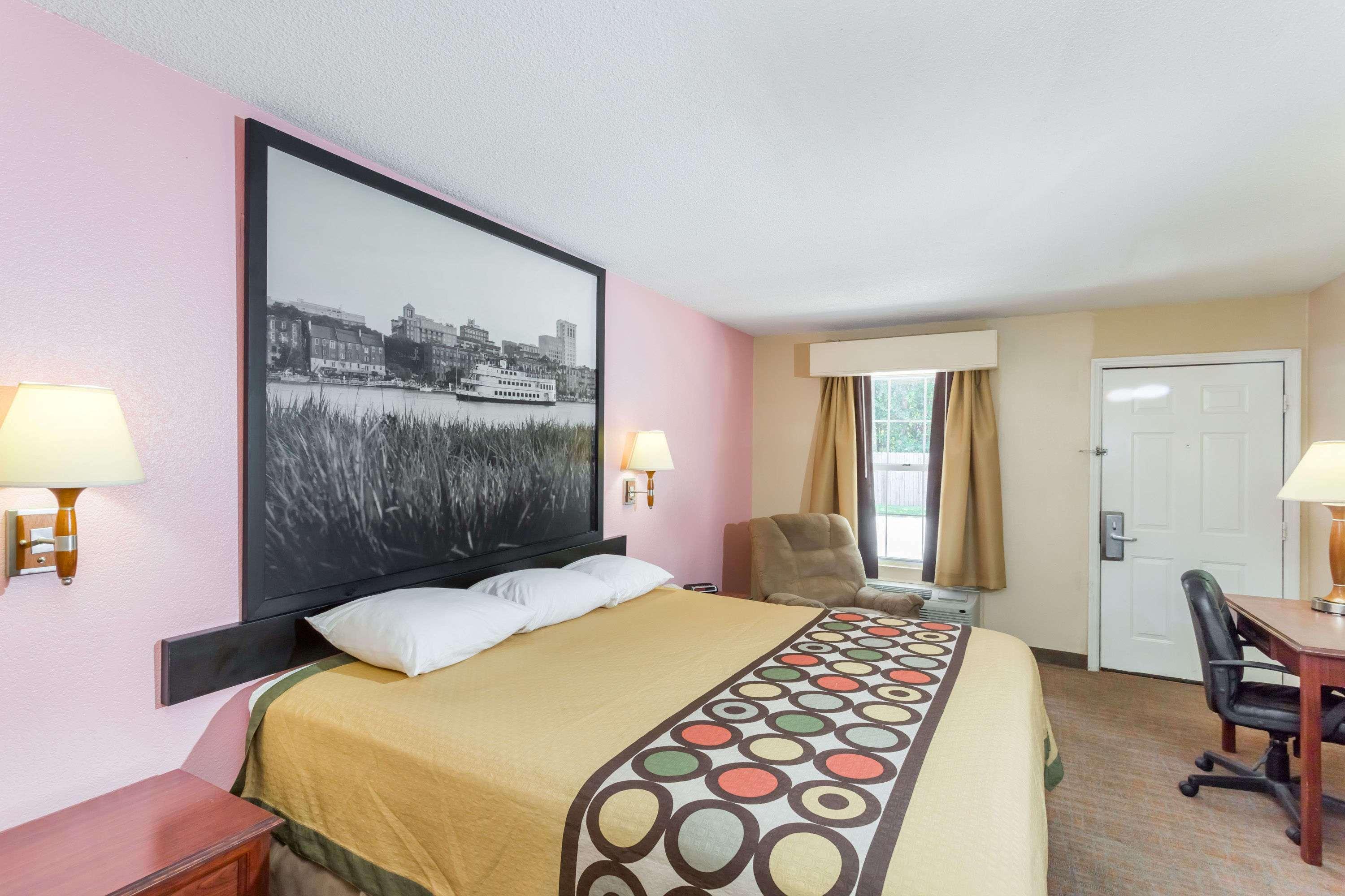 Double King Bed Non Smoking