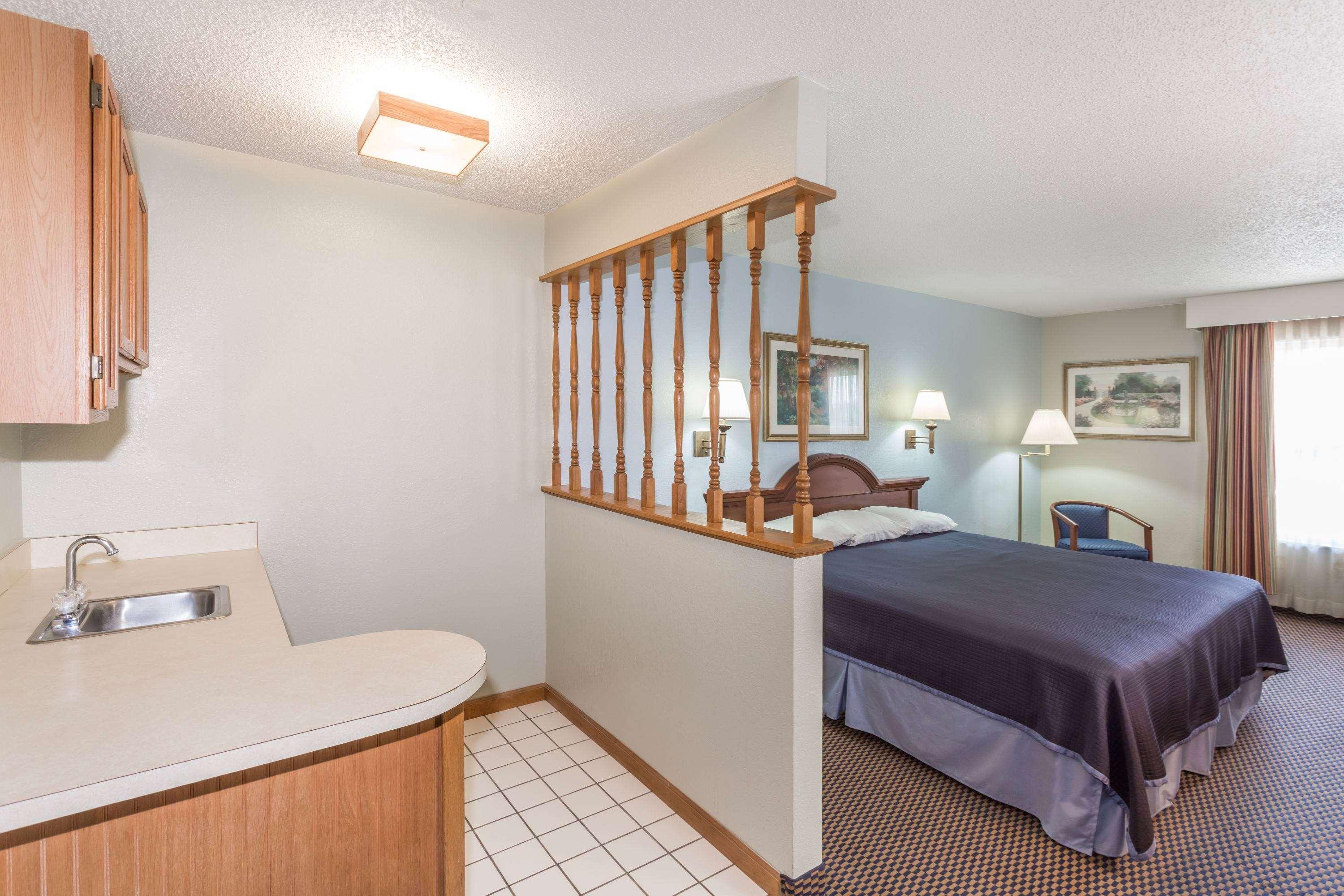 Suite King Bed Non Smoking