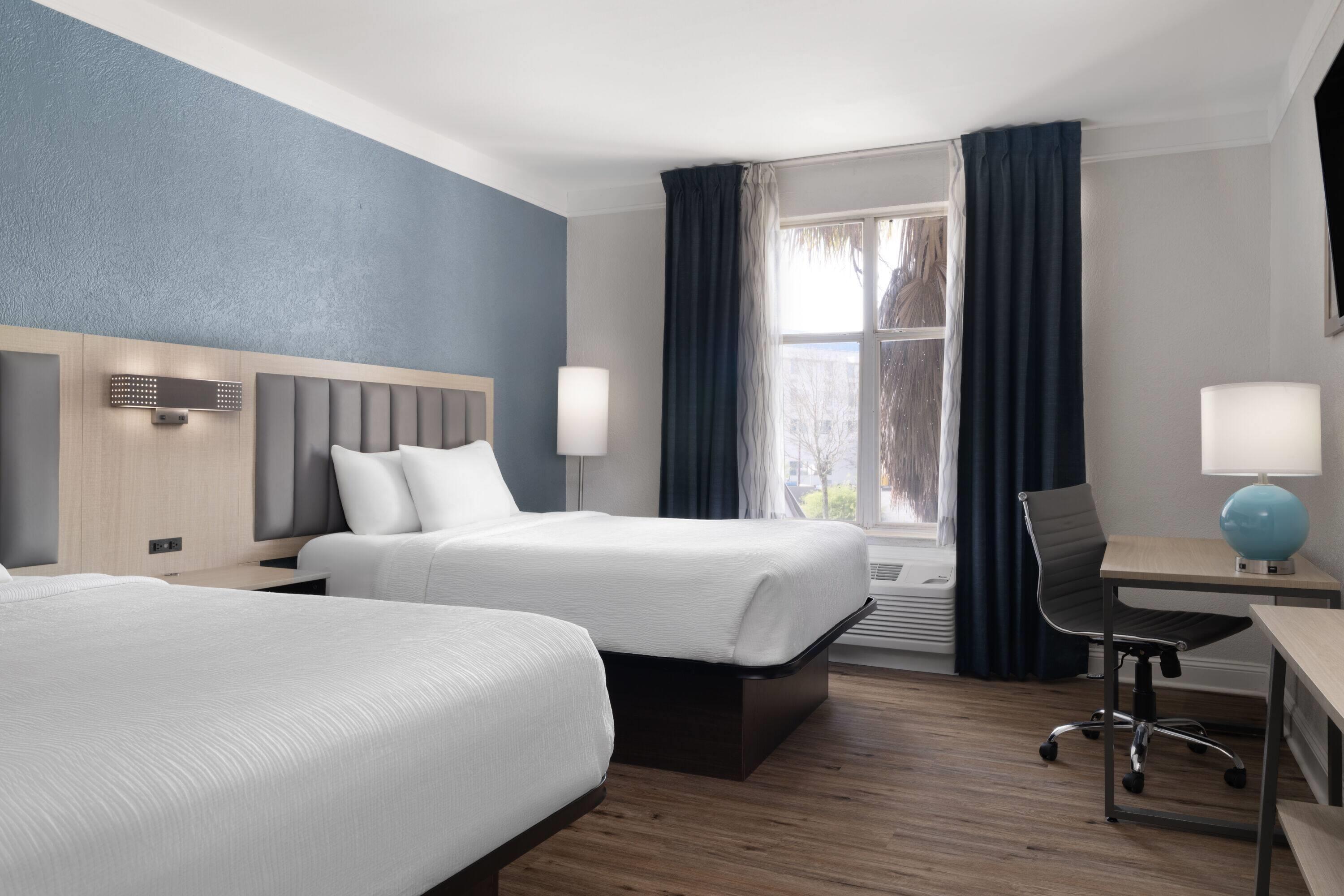 Quadruple Two Queen Beds