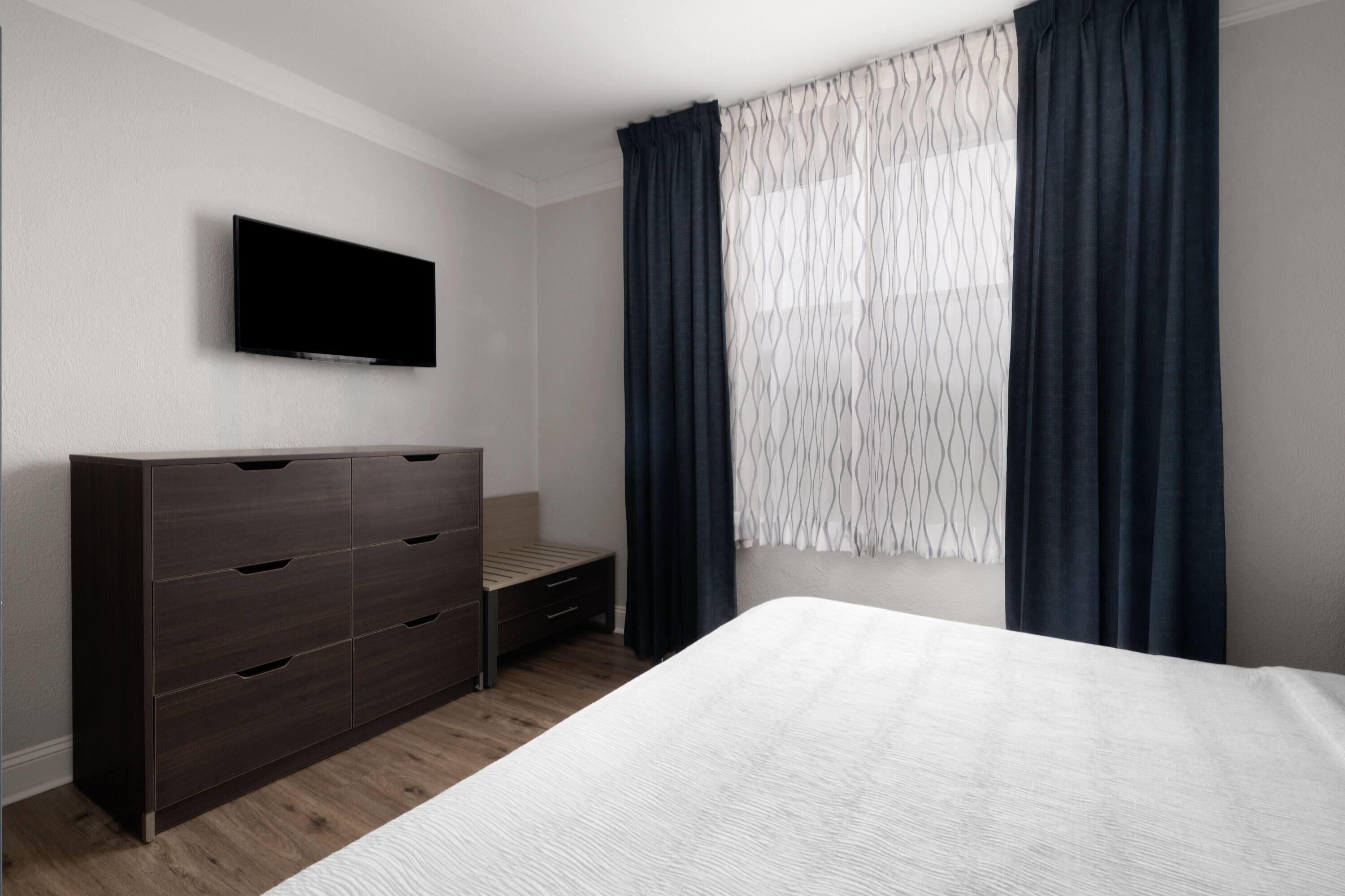 Room King Bed Non Smoking