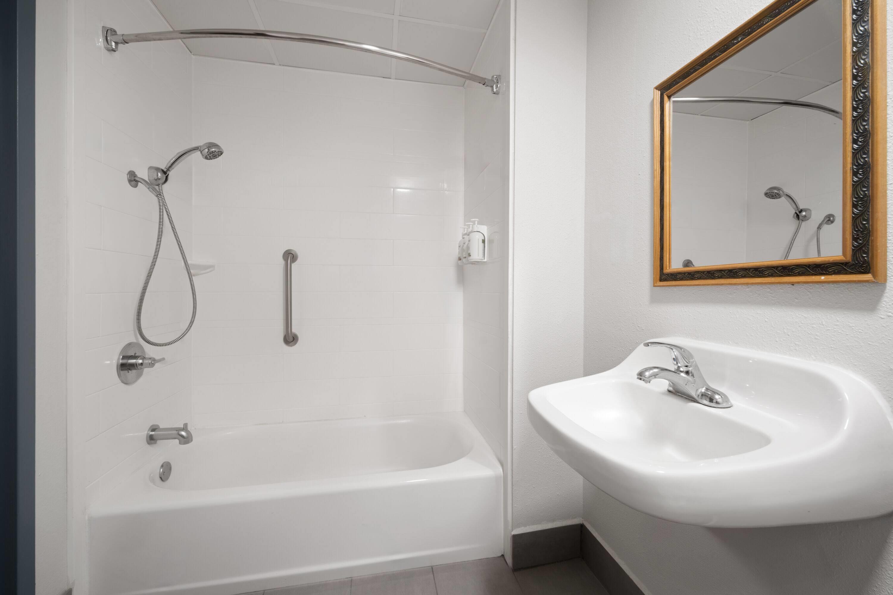 Room King Bed Non Smoking