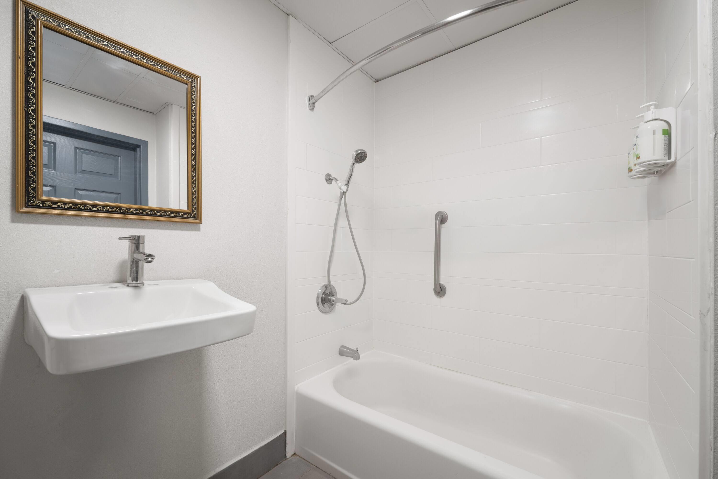 Quadruple Two Queen Beds Non Smoking