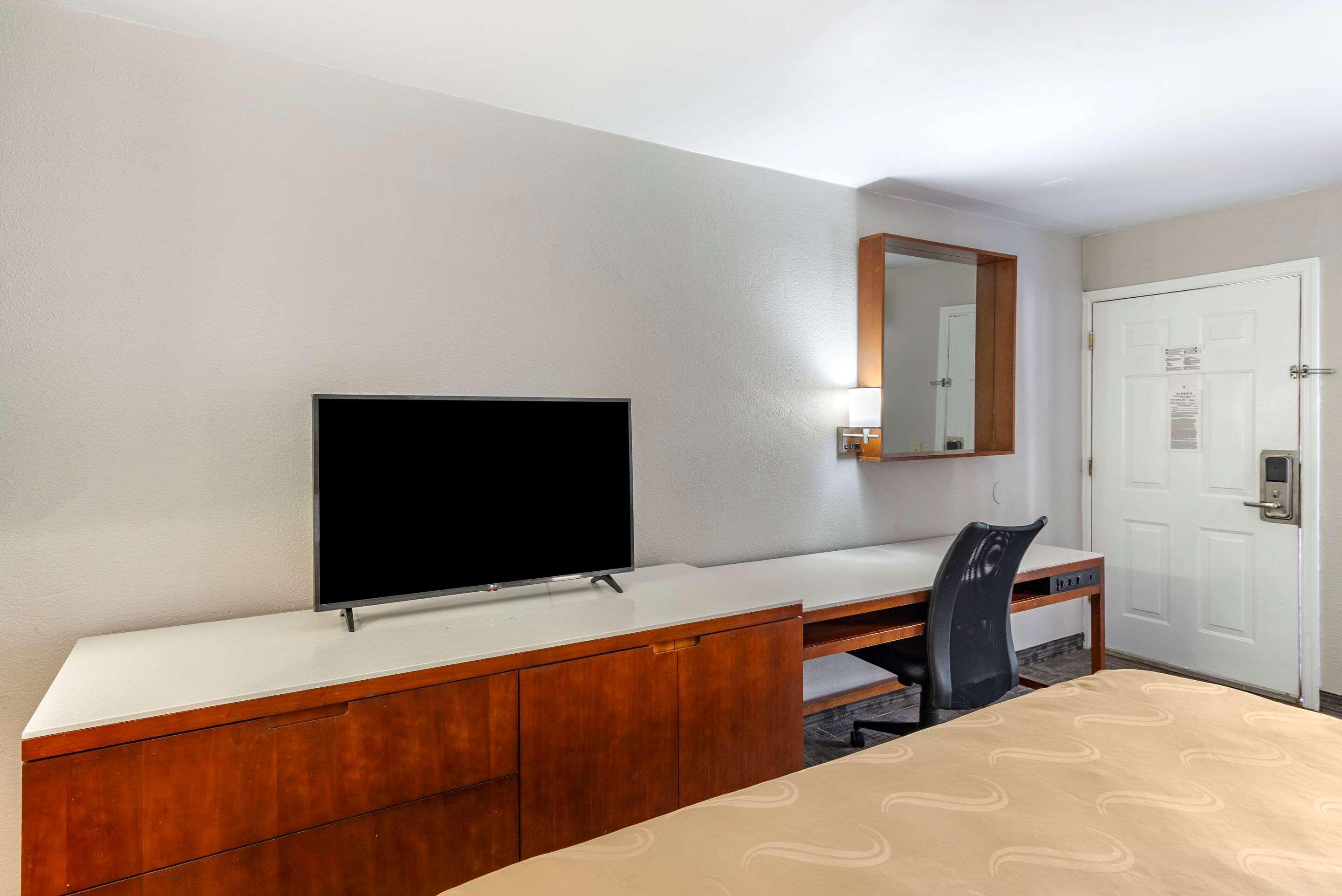 Double Accessible King Size Bed