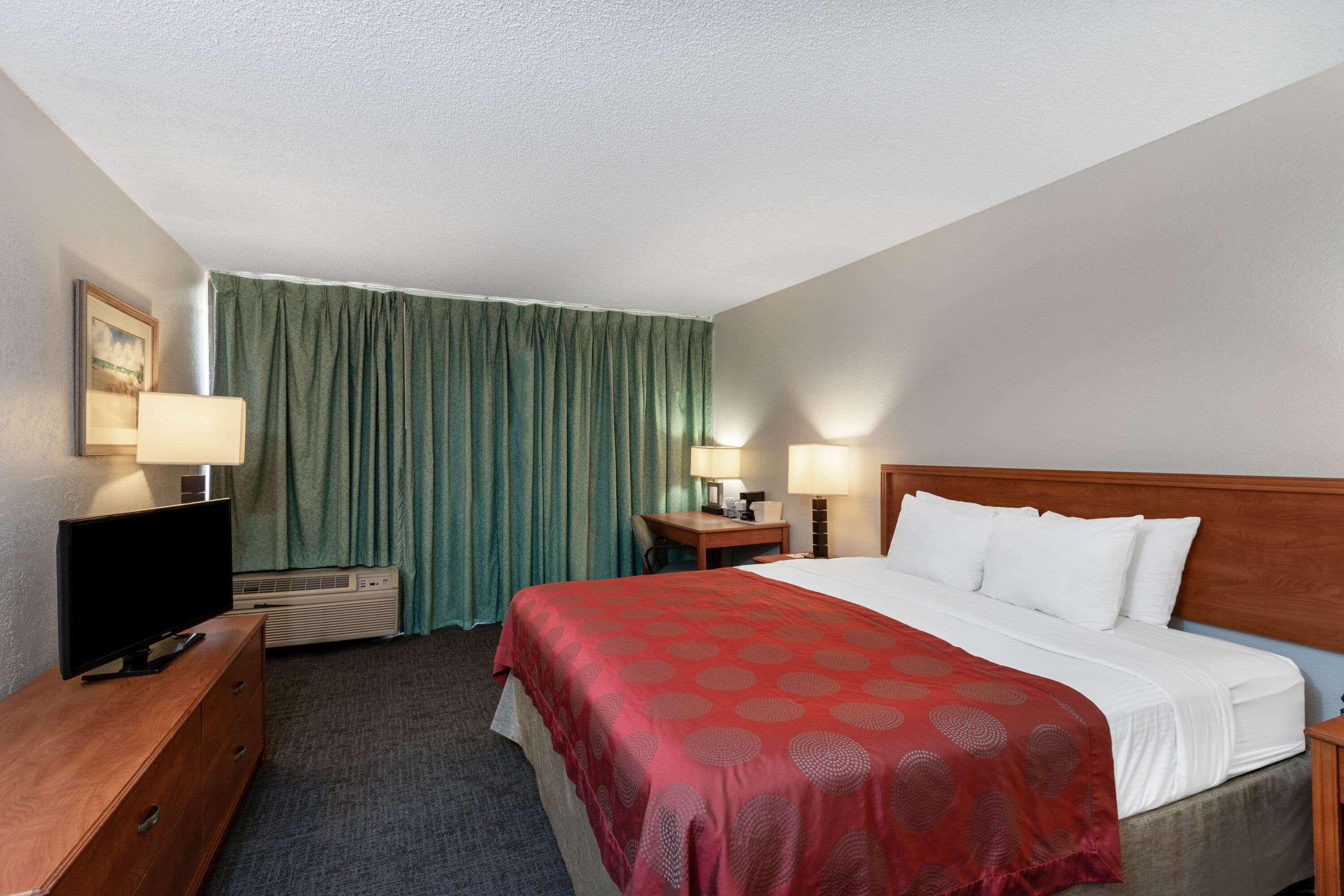 Double King Bed Non Smoking