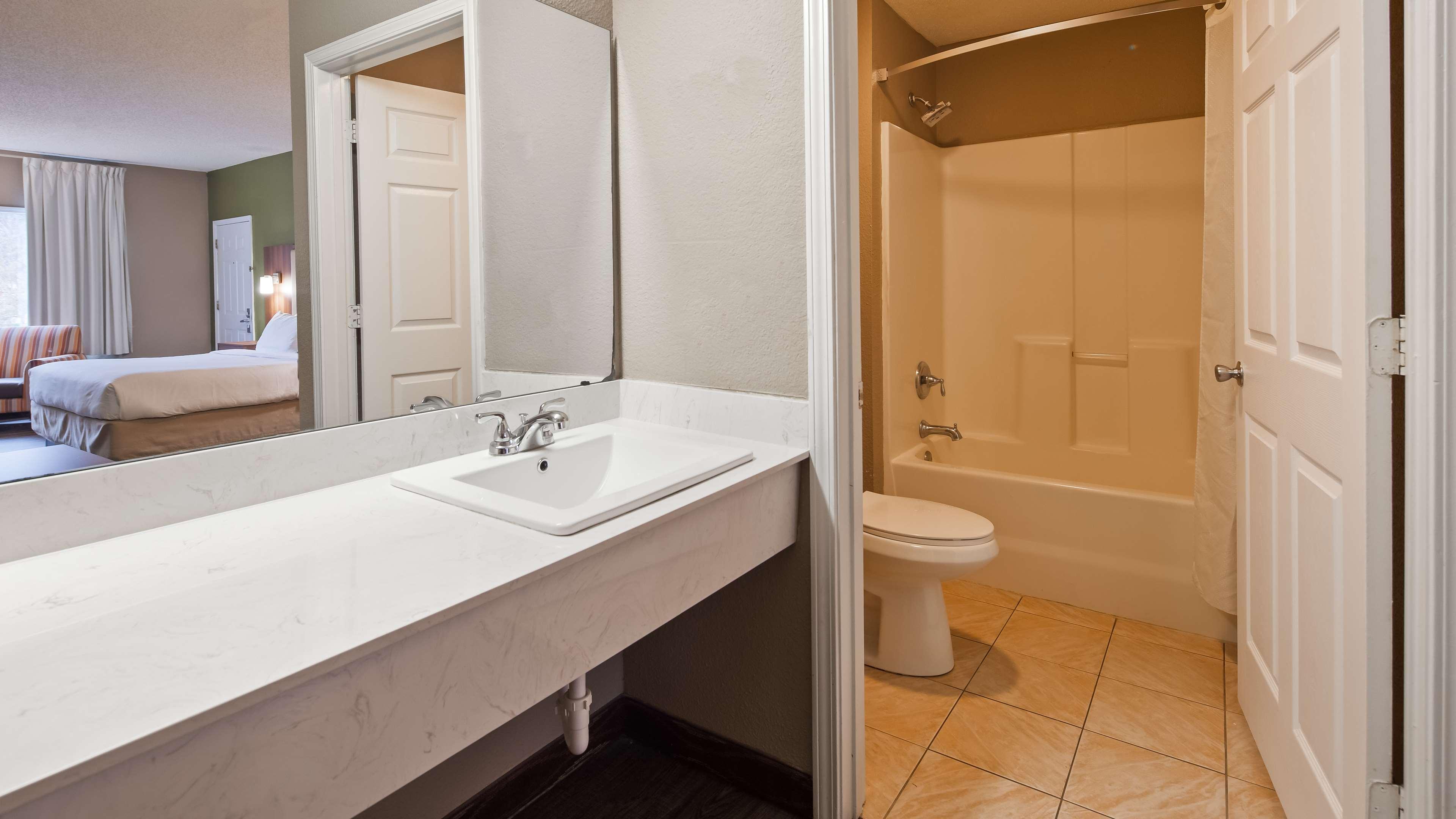 Suite King Bed Non Smoking