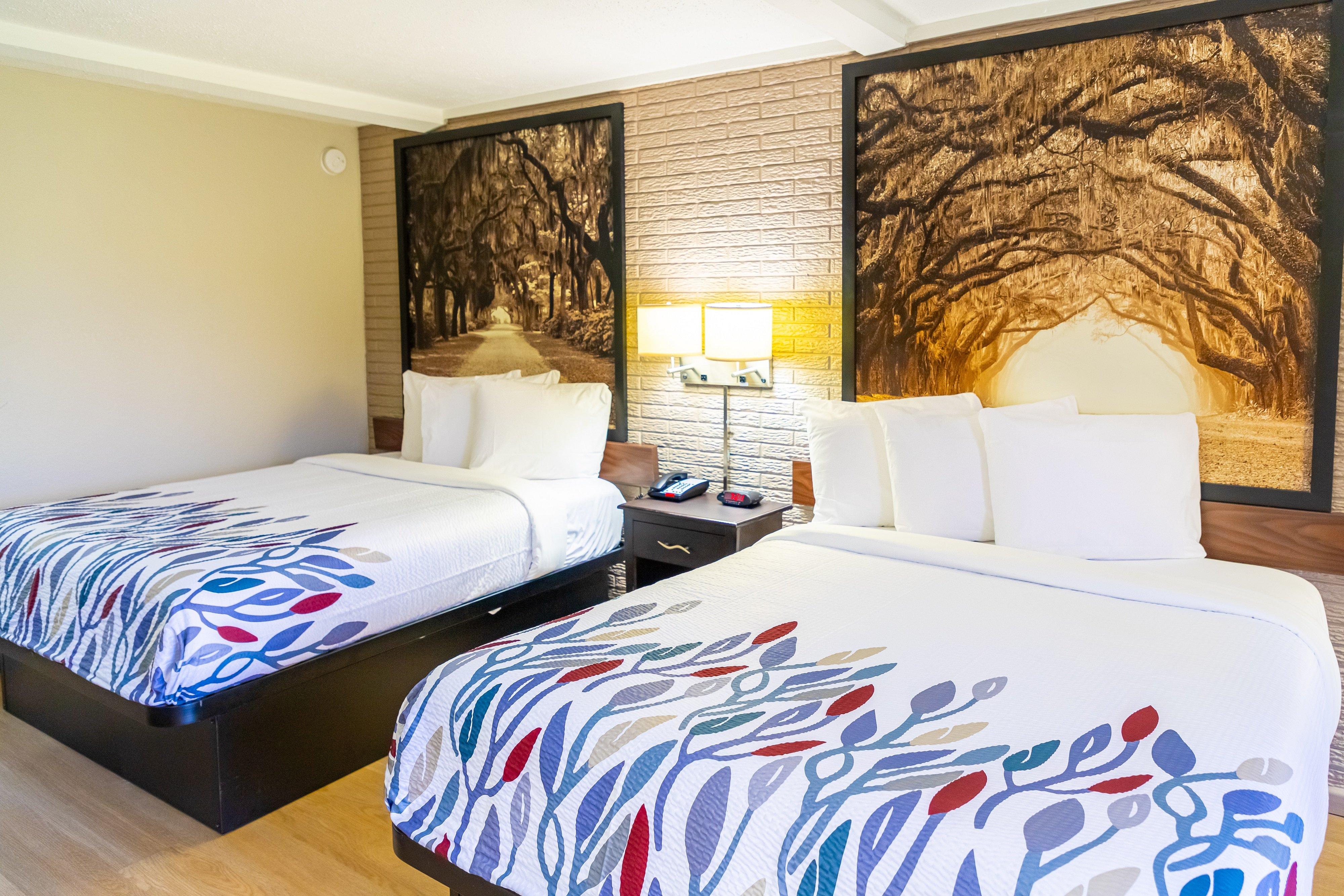 Double Deluxe Two Queen Beds