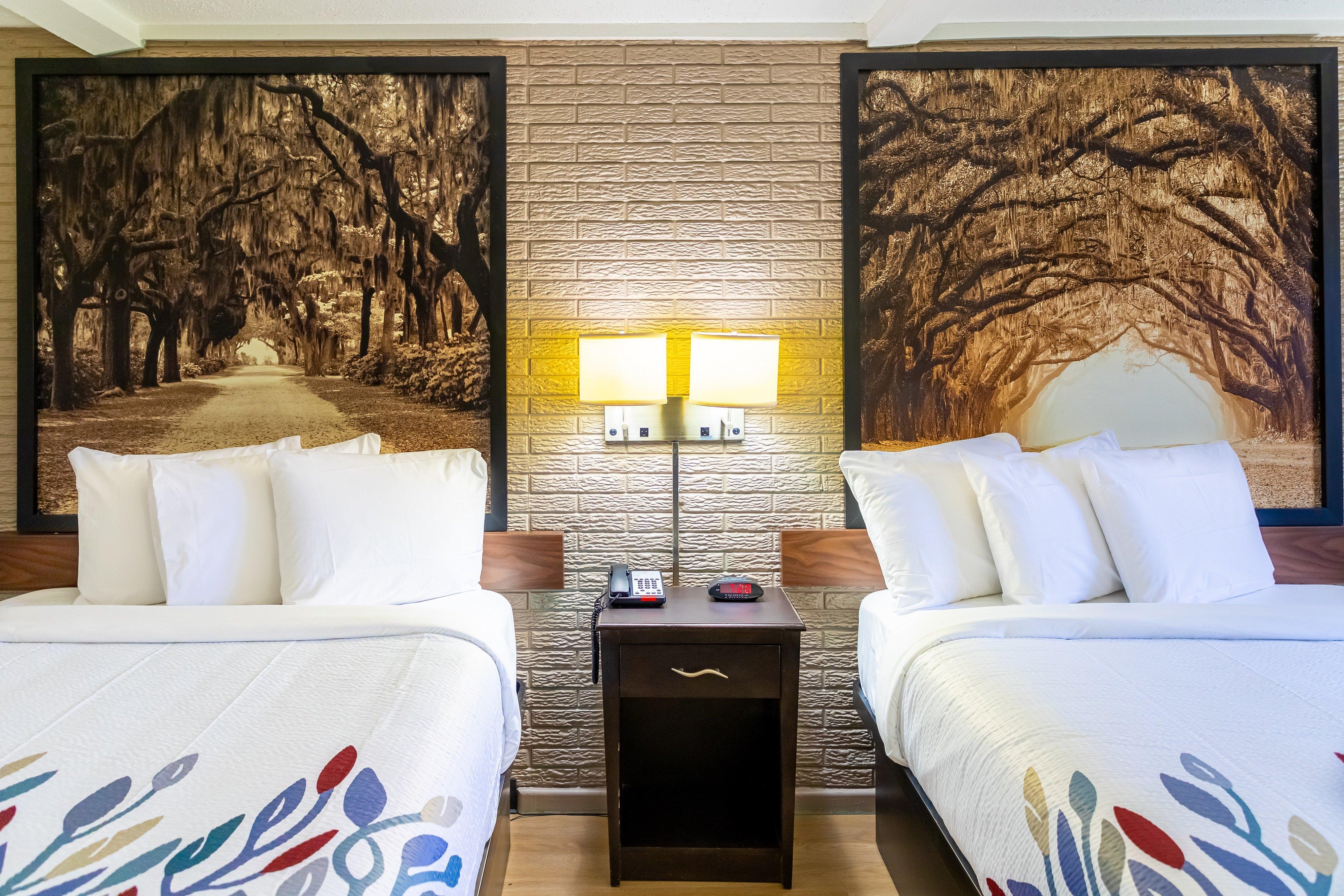 Double Deluxe Two Queen Beds