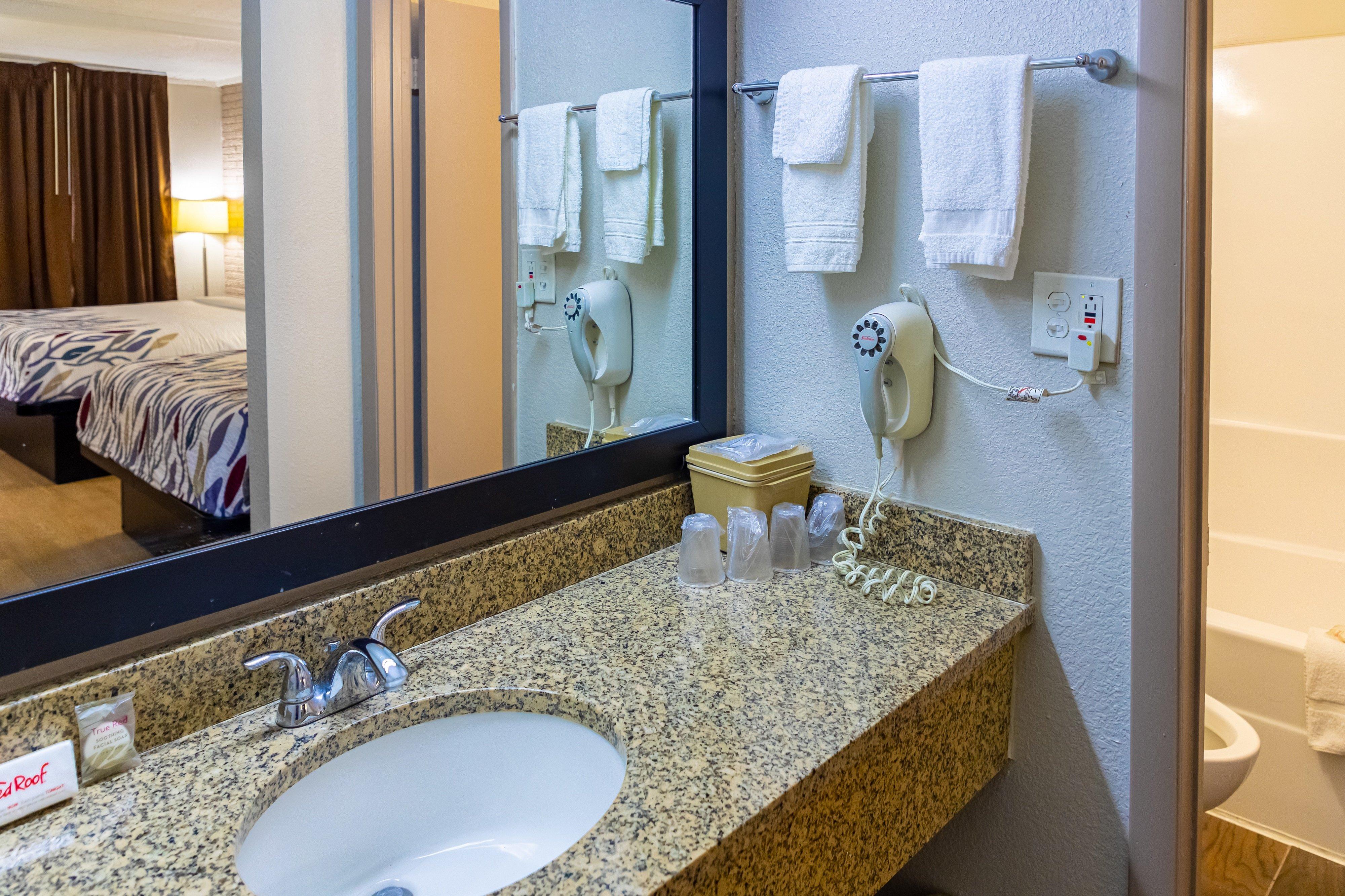 Double Deluxe Two Queen Beds