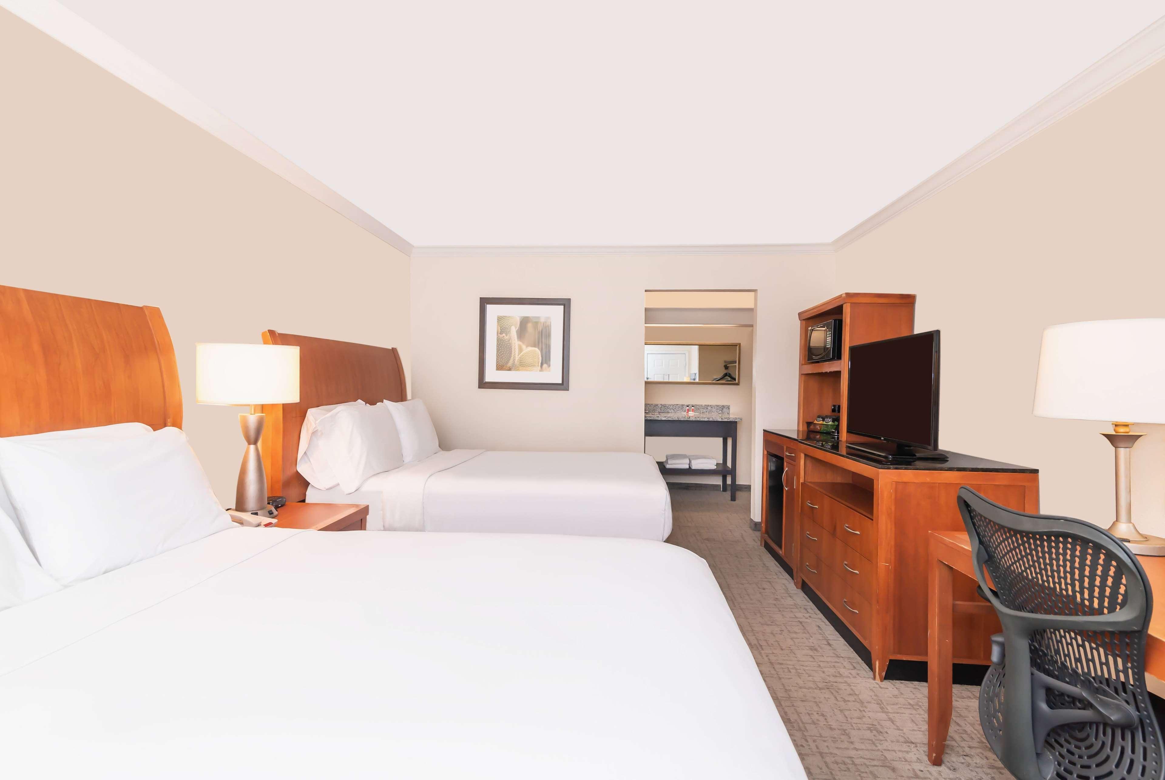 Quadruple Two Double Beds