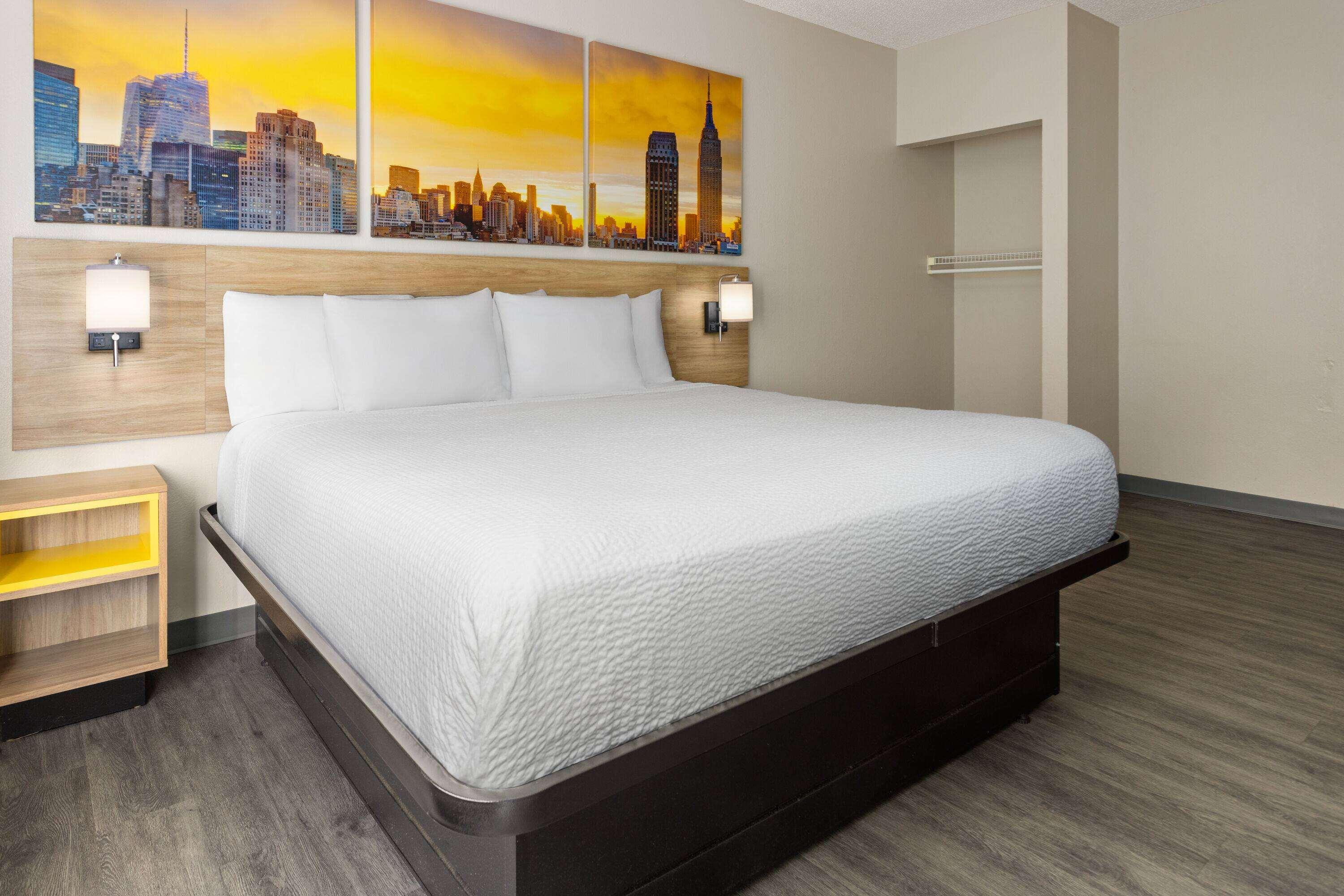 Double King Bed Non Smoking