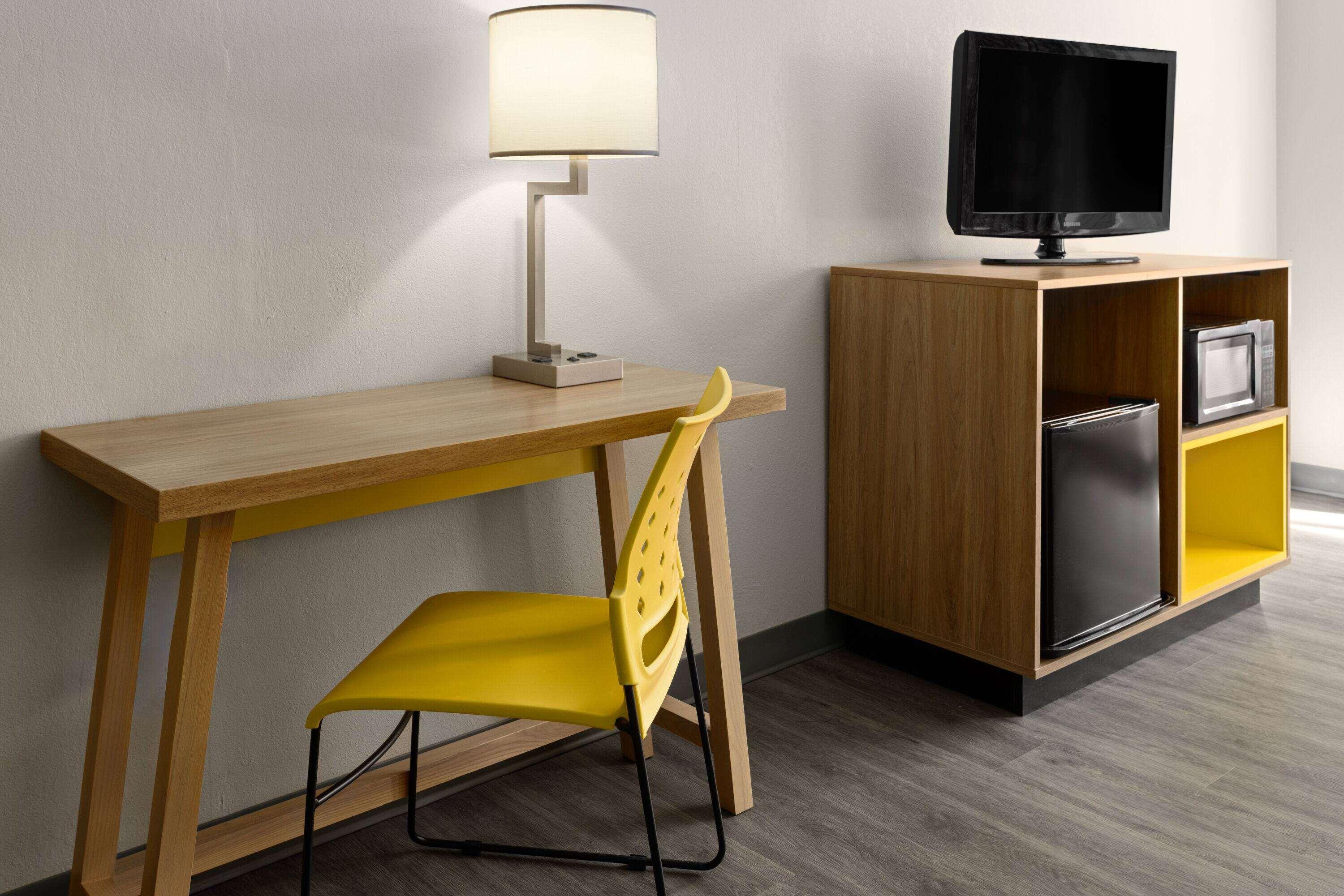 Double King Bed Non Smoking