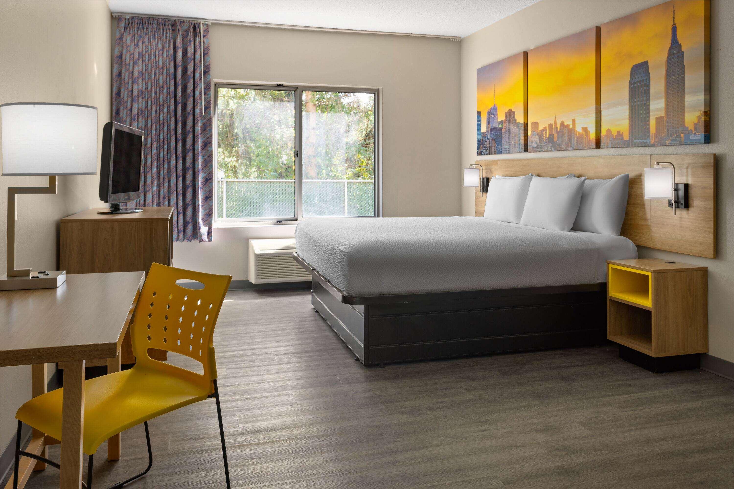 Double King Bed Non Smoking