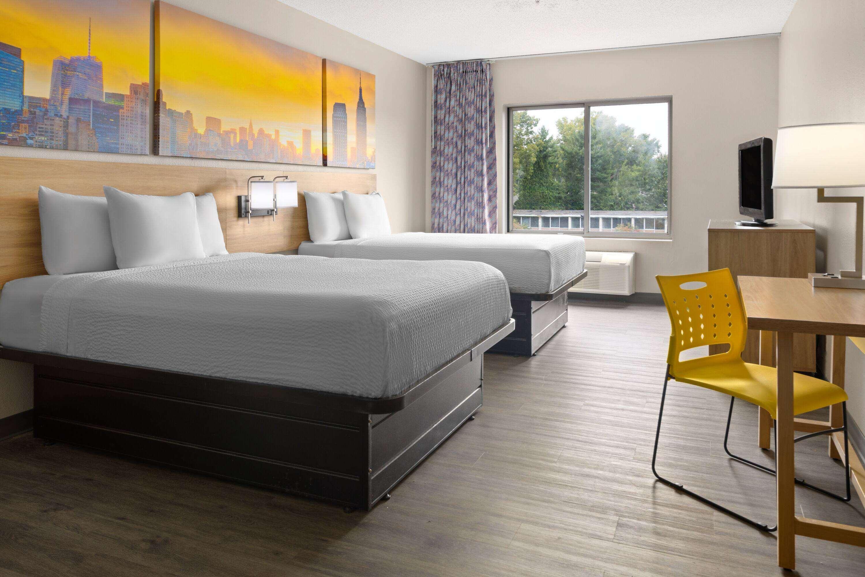 Suite Two Queen Beds Non Smoking