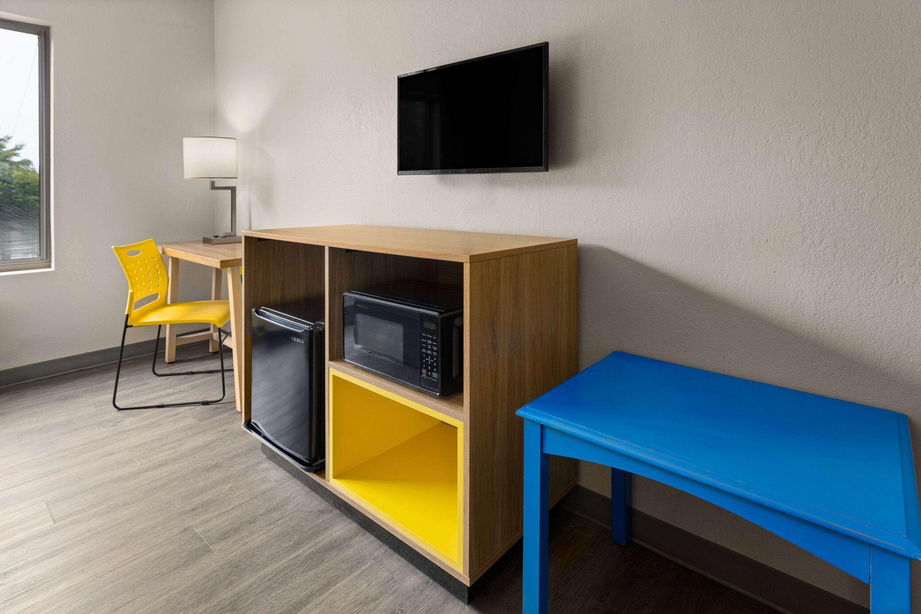 Suite Two Queen Beds Non Smoking