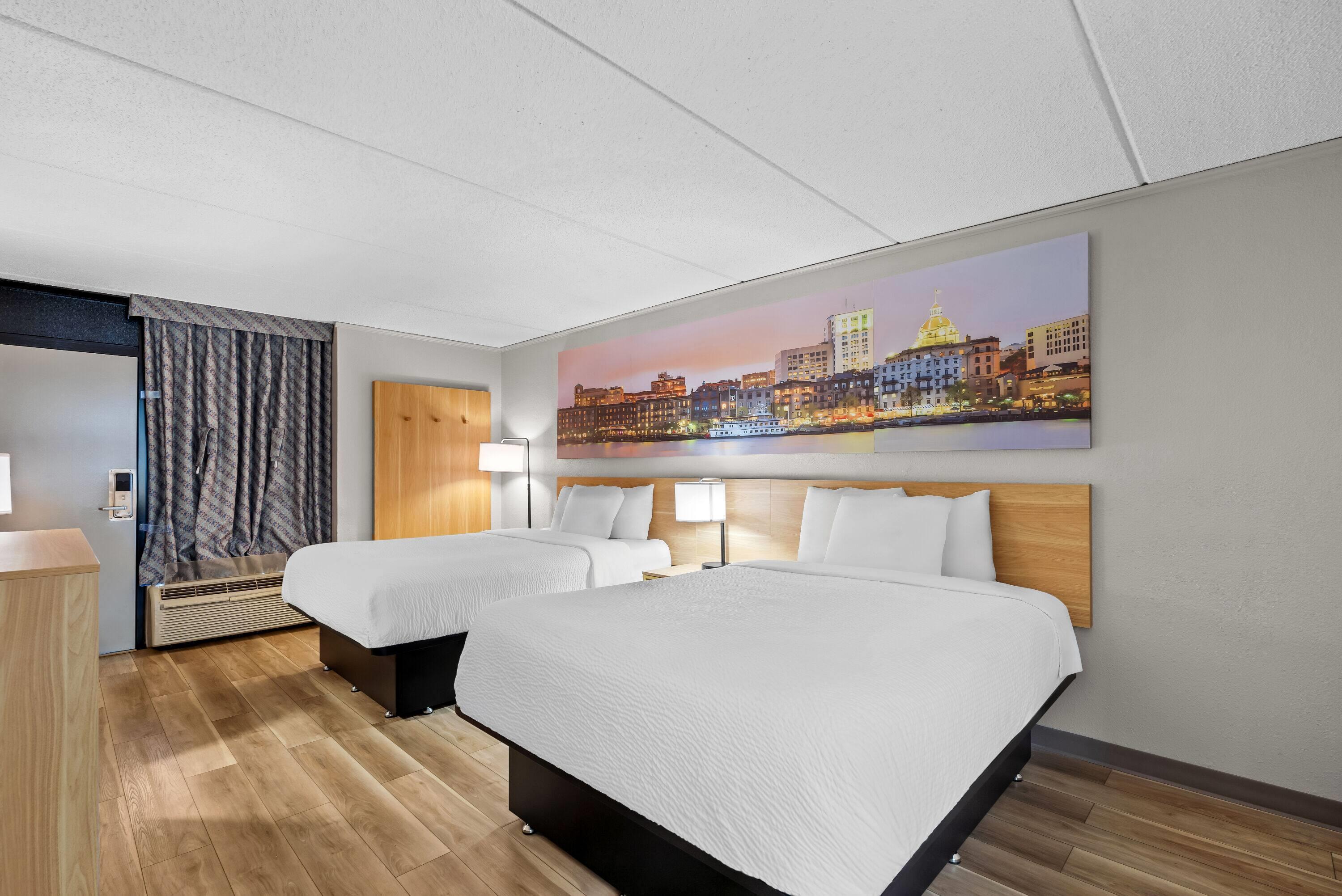 Quadruple Two Queen Beds