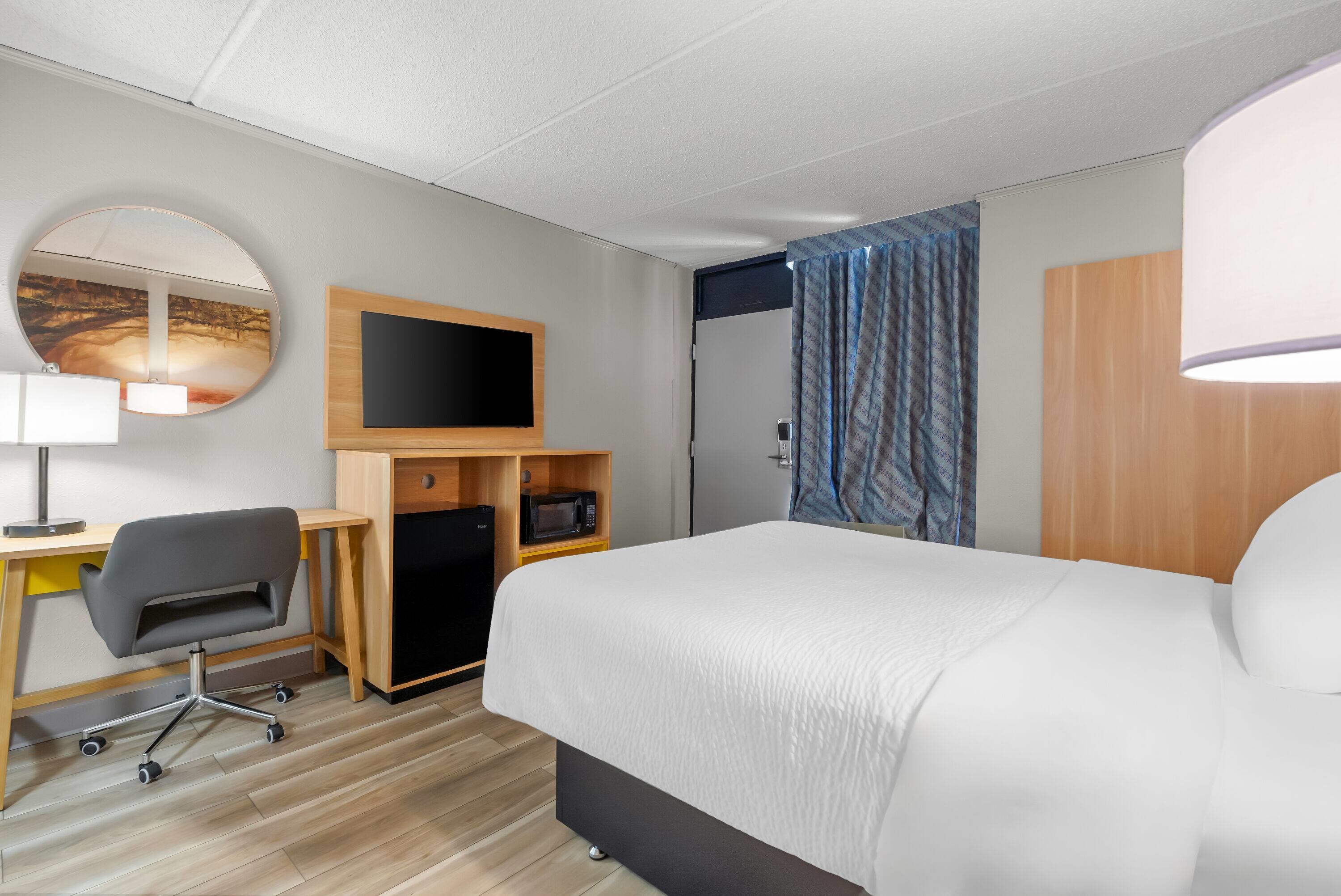 Double Queen Size Bed