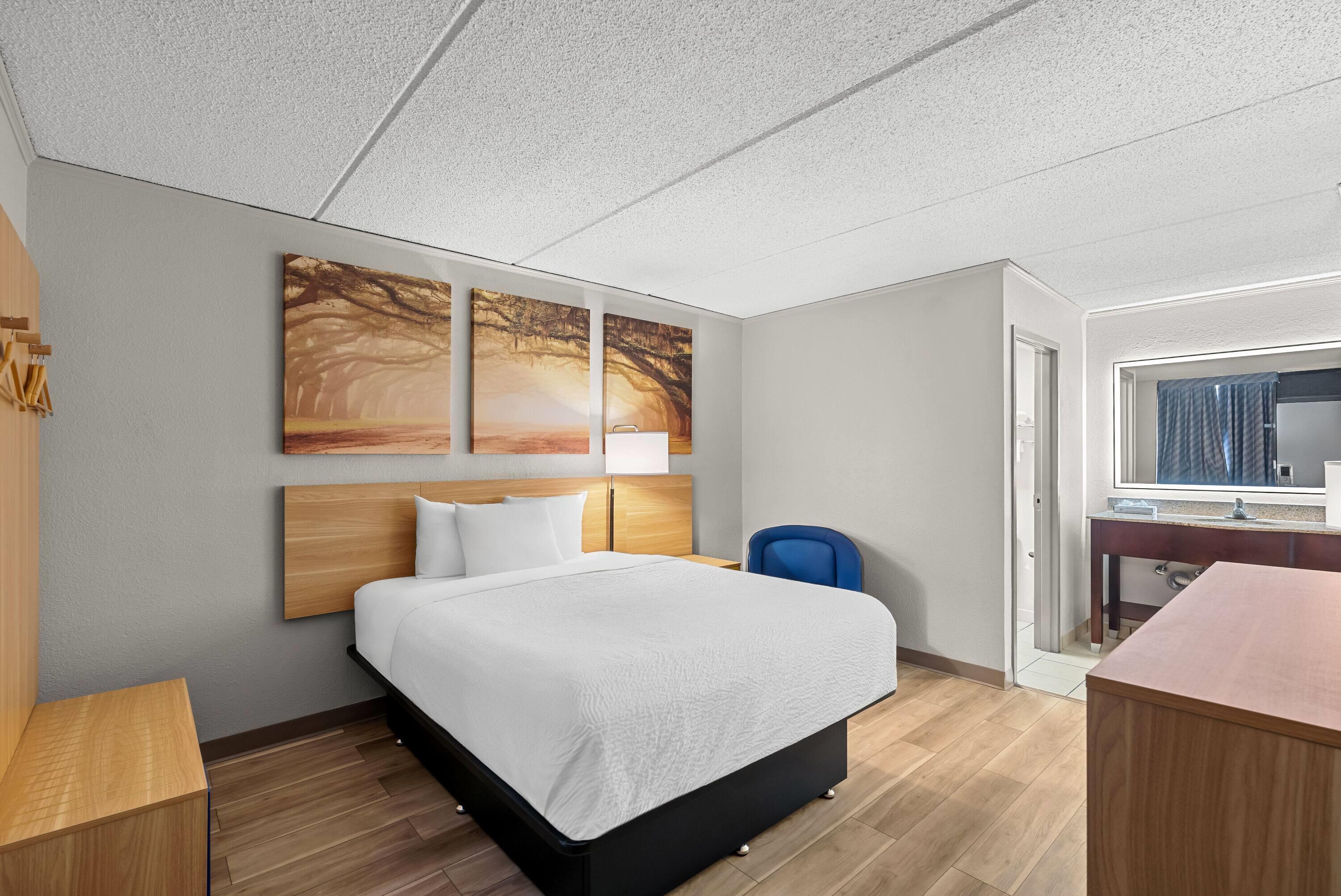 Double Queen Size Bed