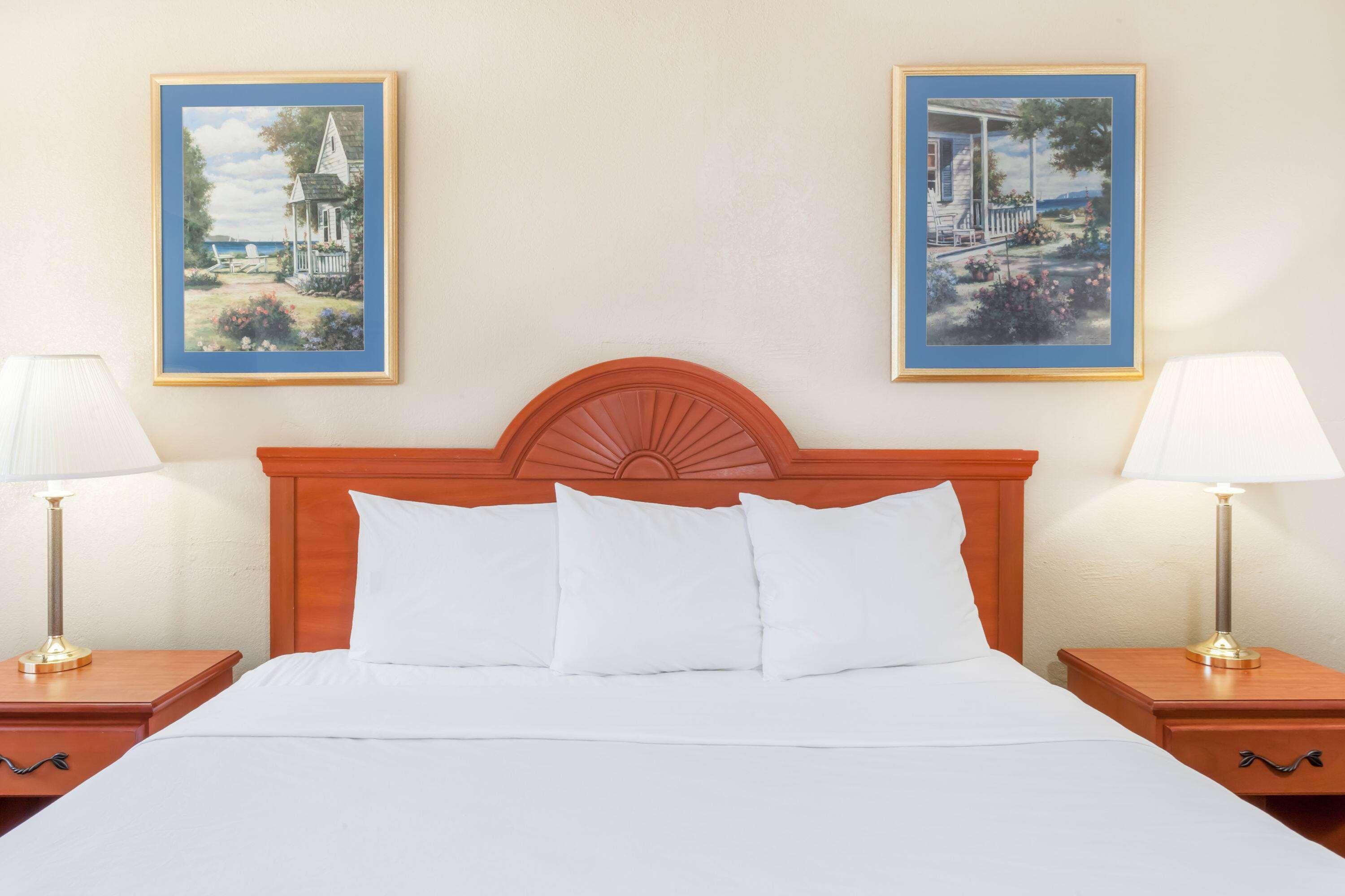 Double King Bed Non Smoking