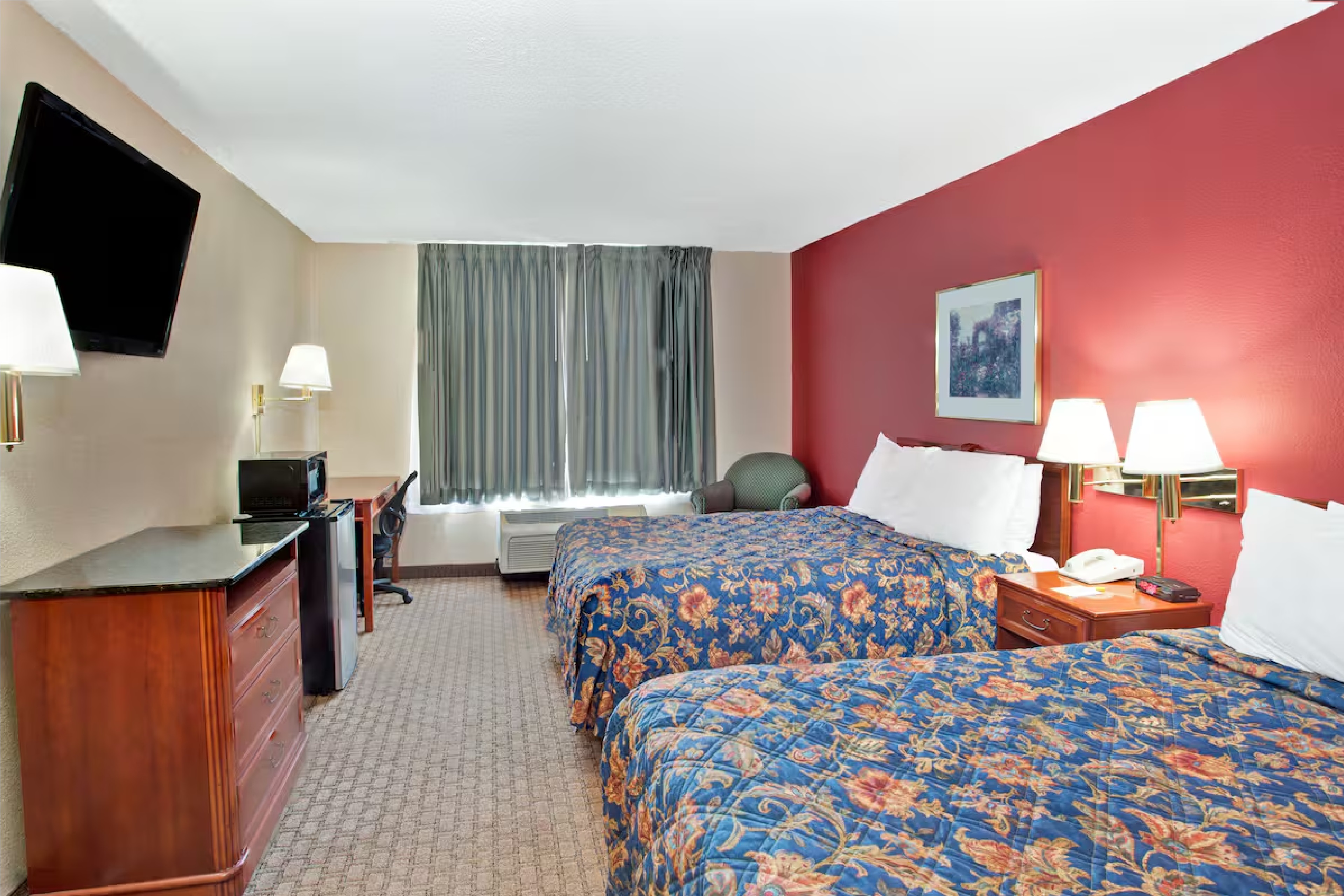 Quadruple Two Double Beds