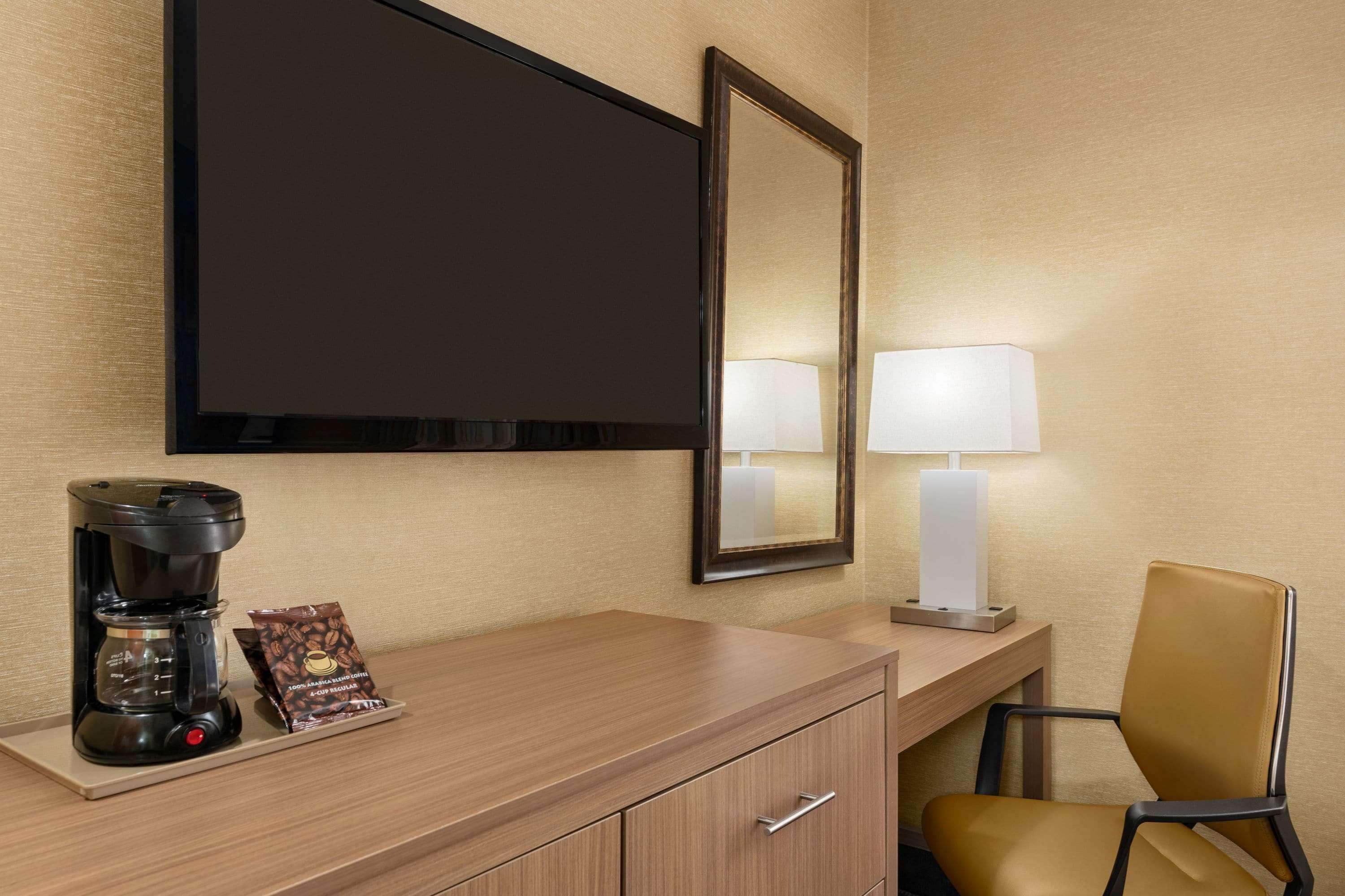 Triple King Bed Non Smoking