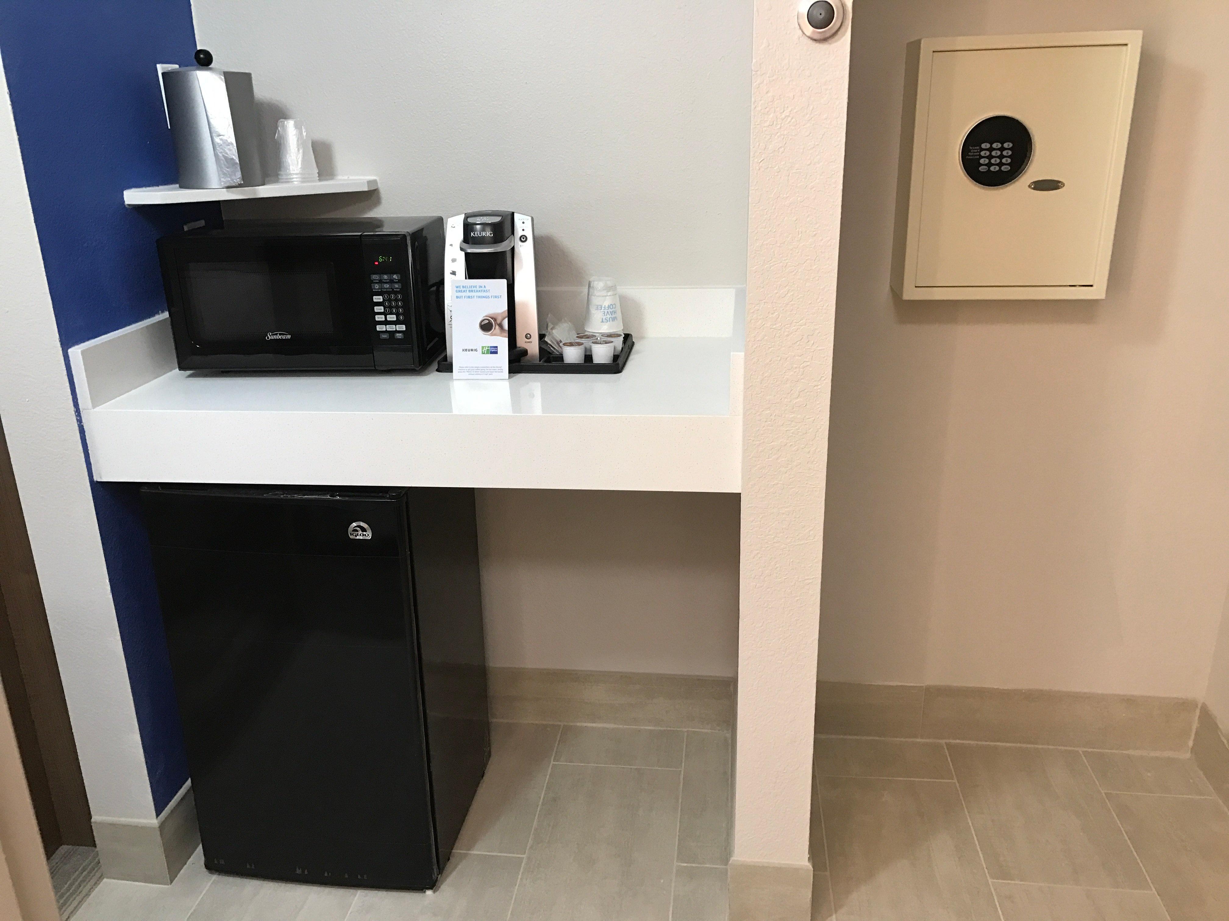 Double Two Queen Beds Non Smoking