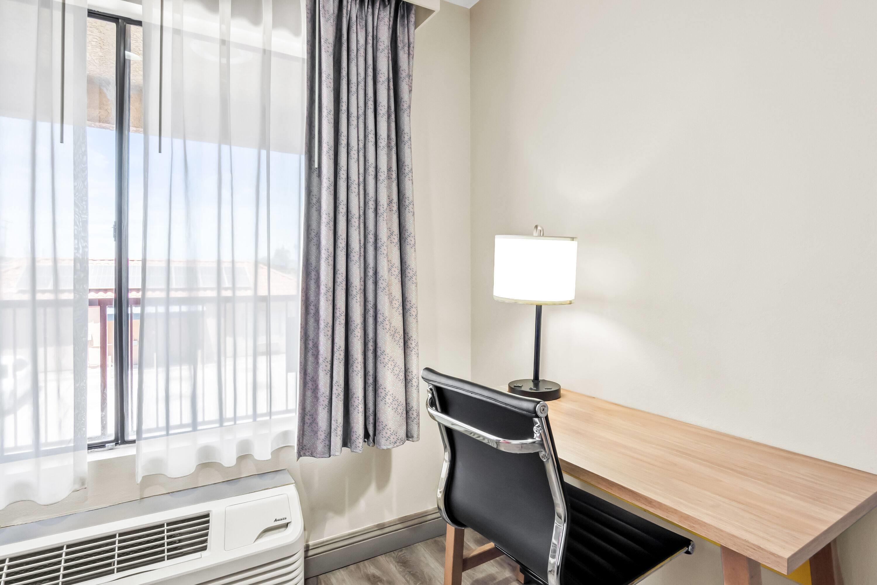 Quadruple Two Queen Beds