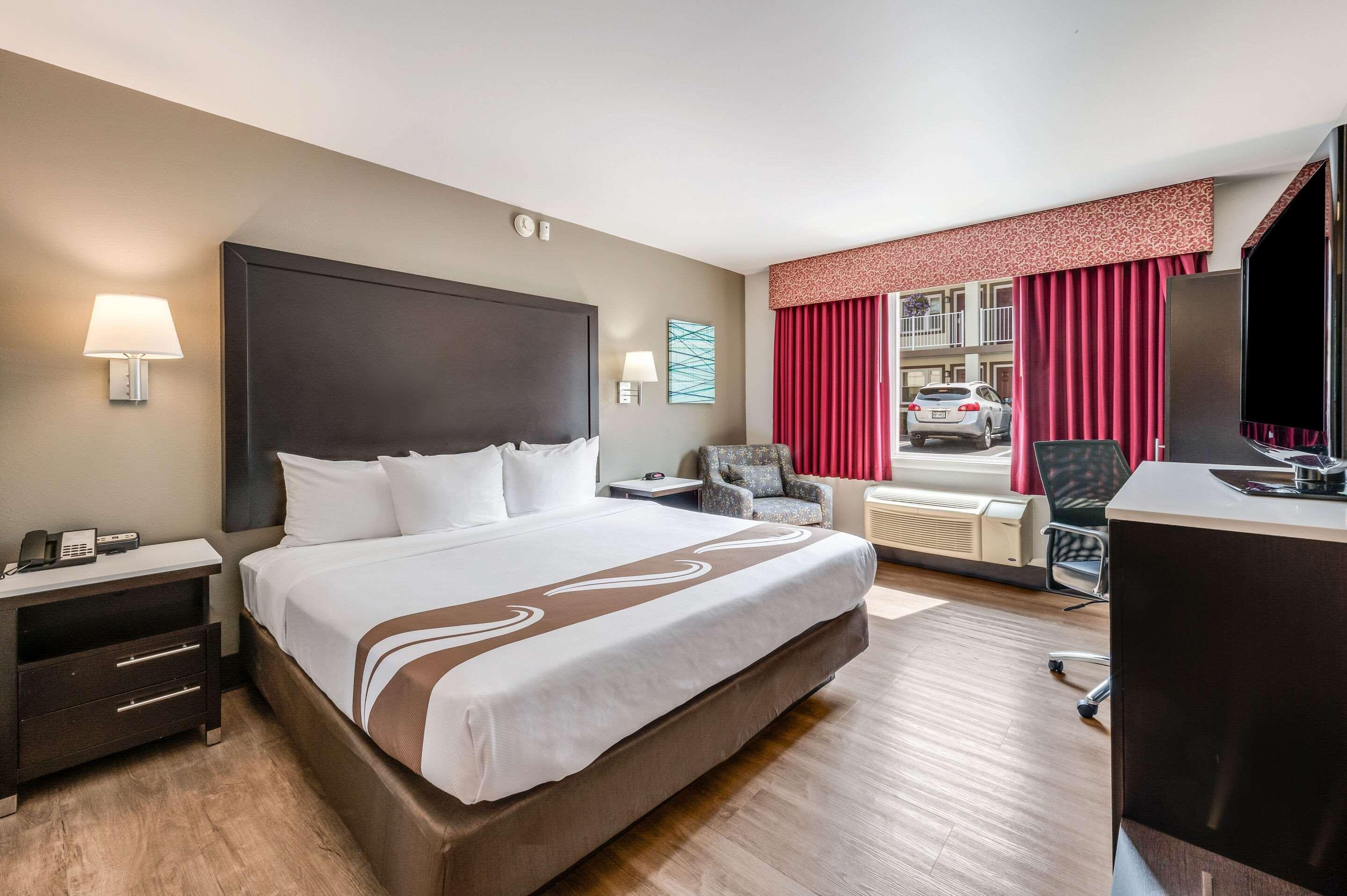 Double Accessible King Size Bed