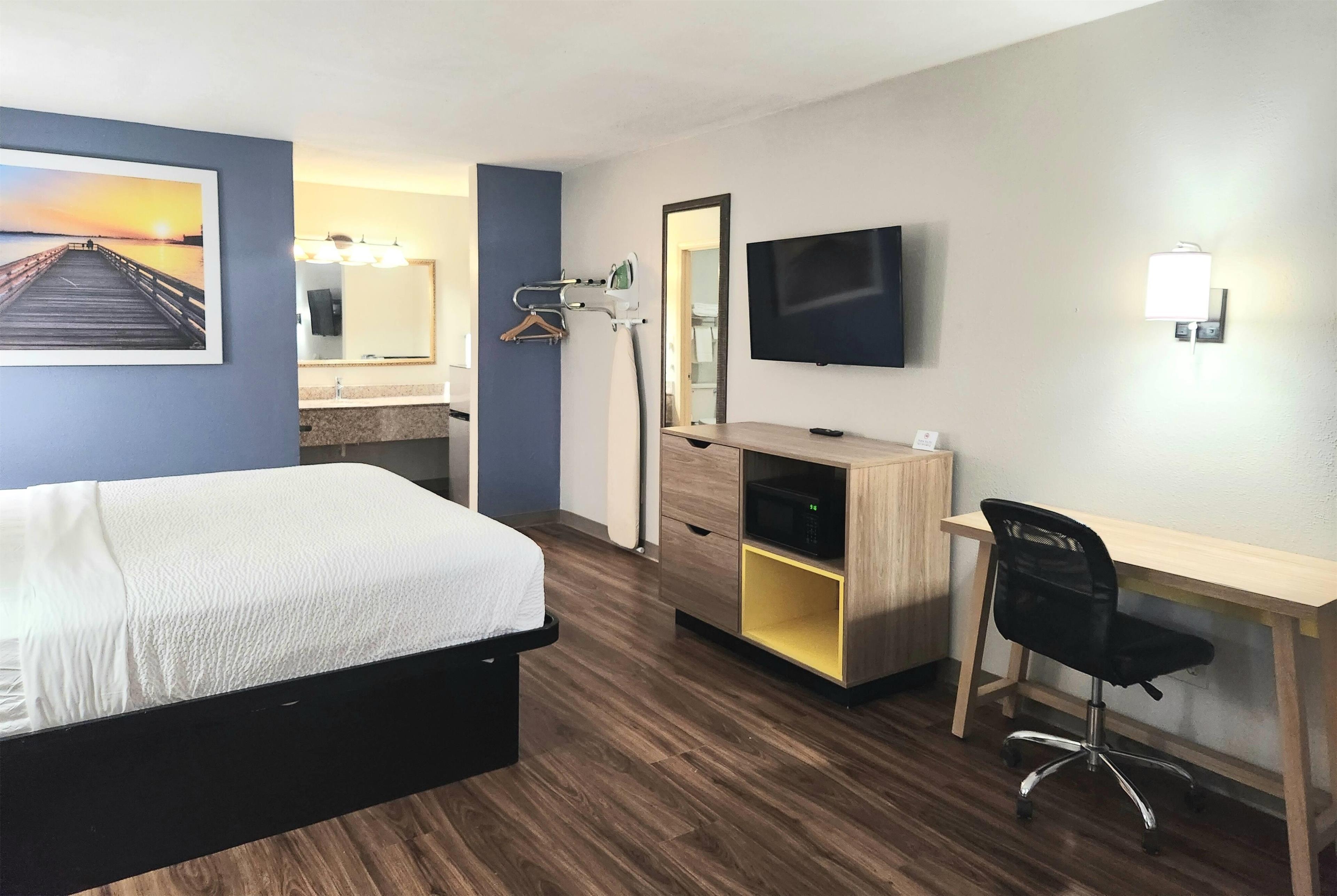 Double King Bed Non Smoking