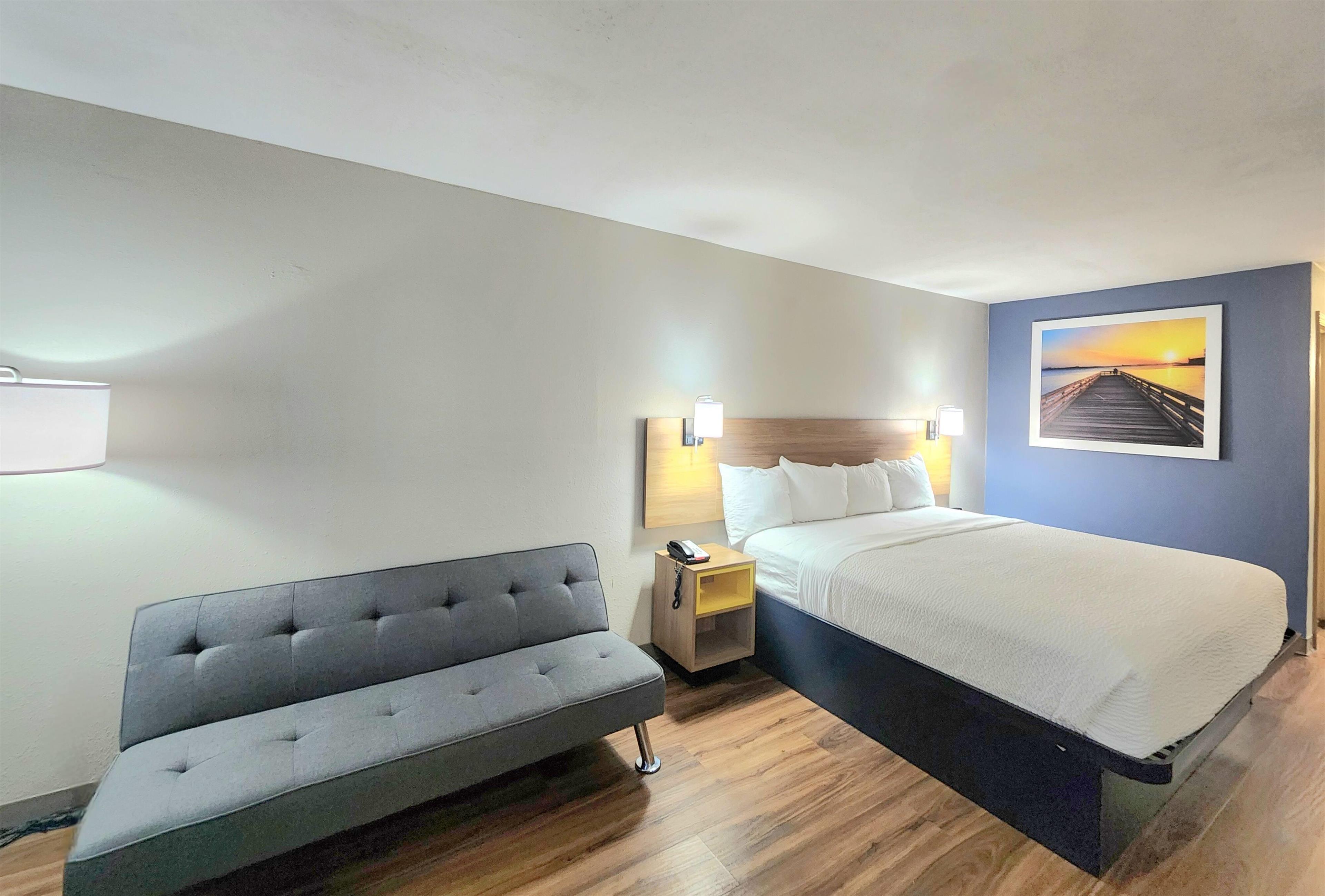 Double King Bed Non Smoking