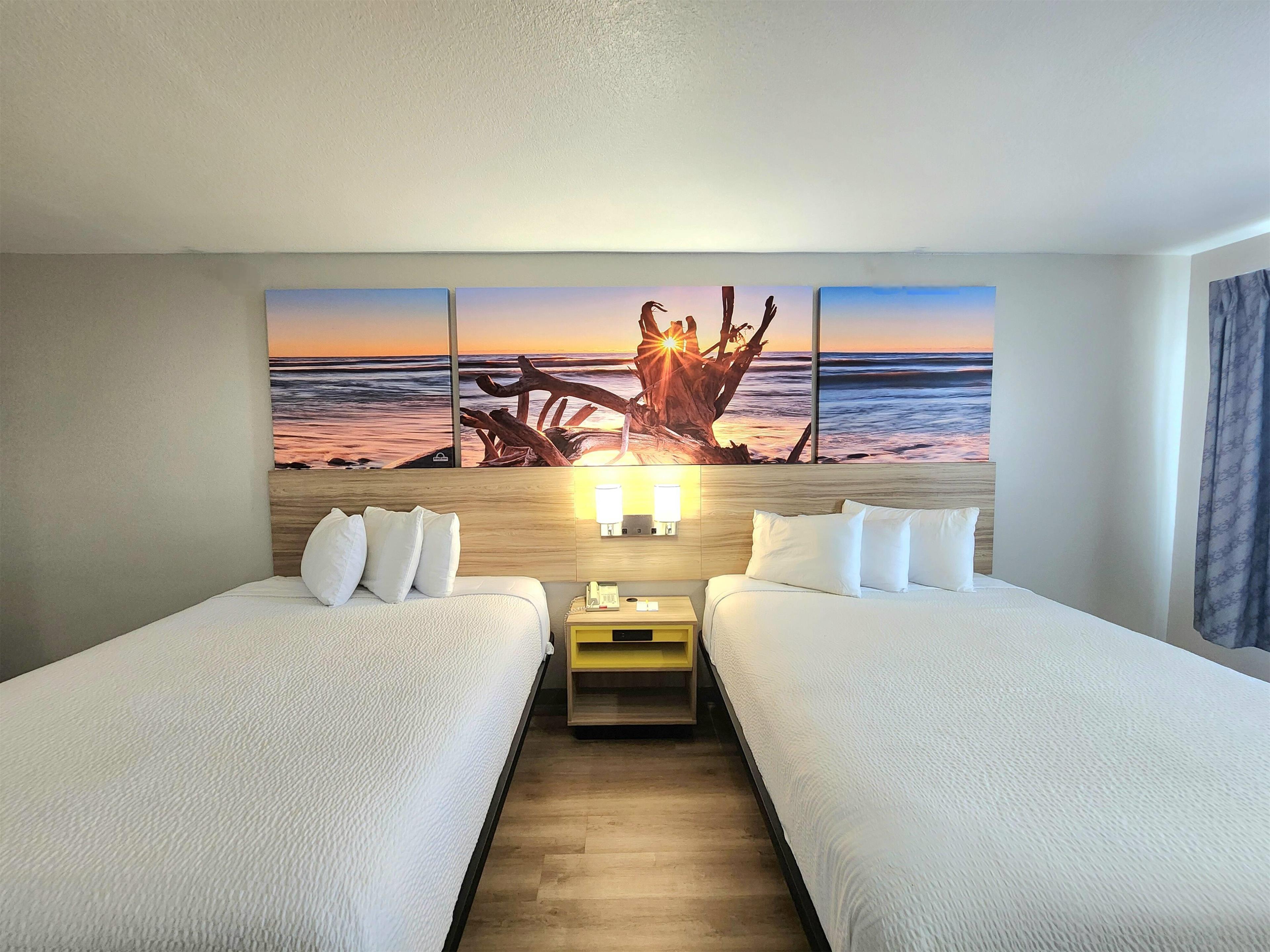 Quadruple Two Queen Beds Non Smoking