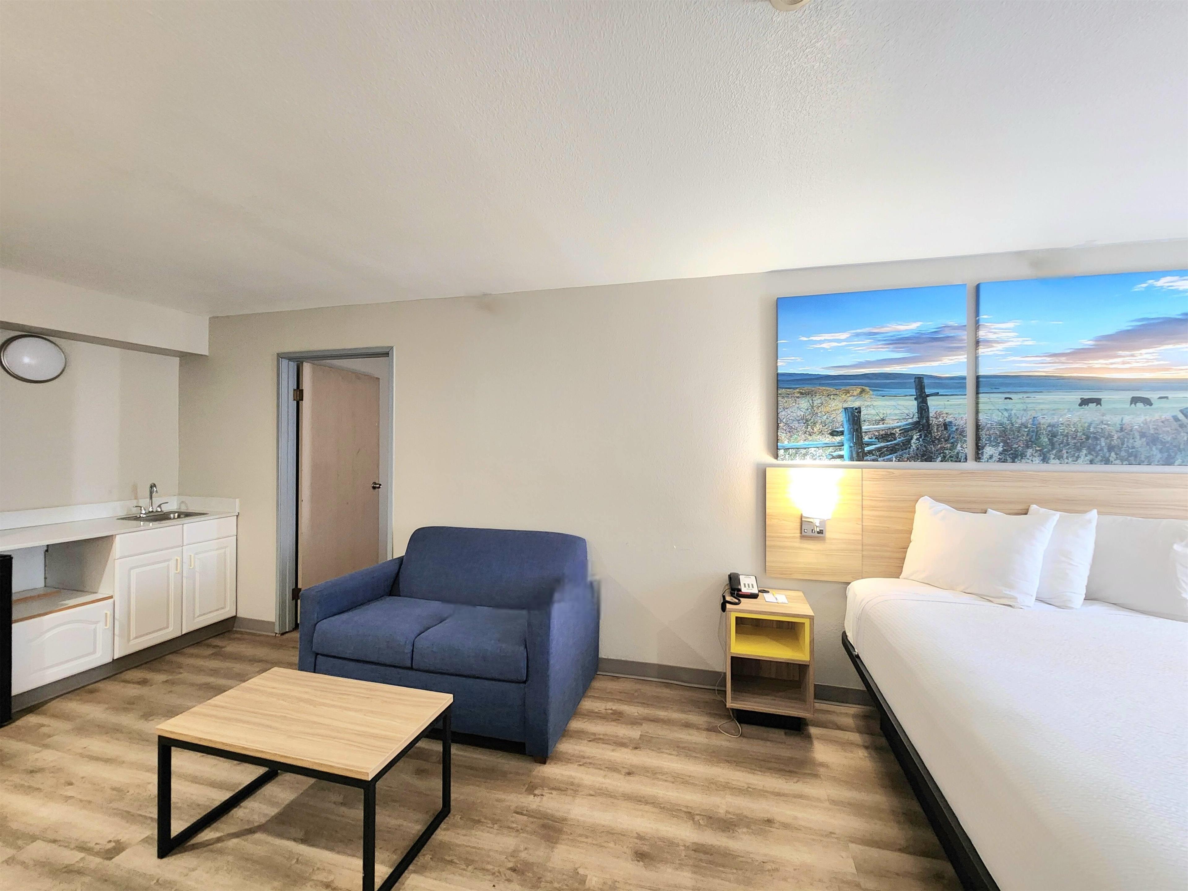 Quadruple Two King Beds