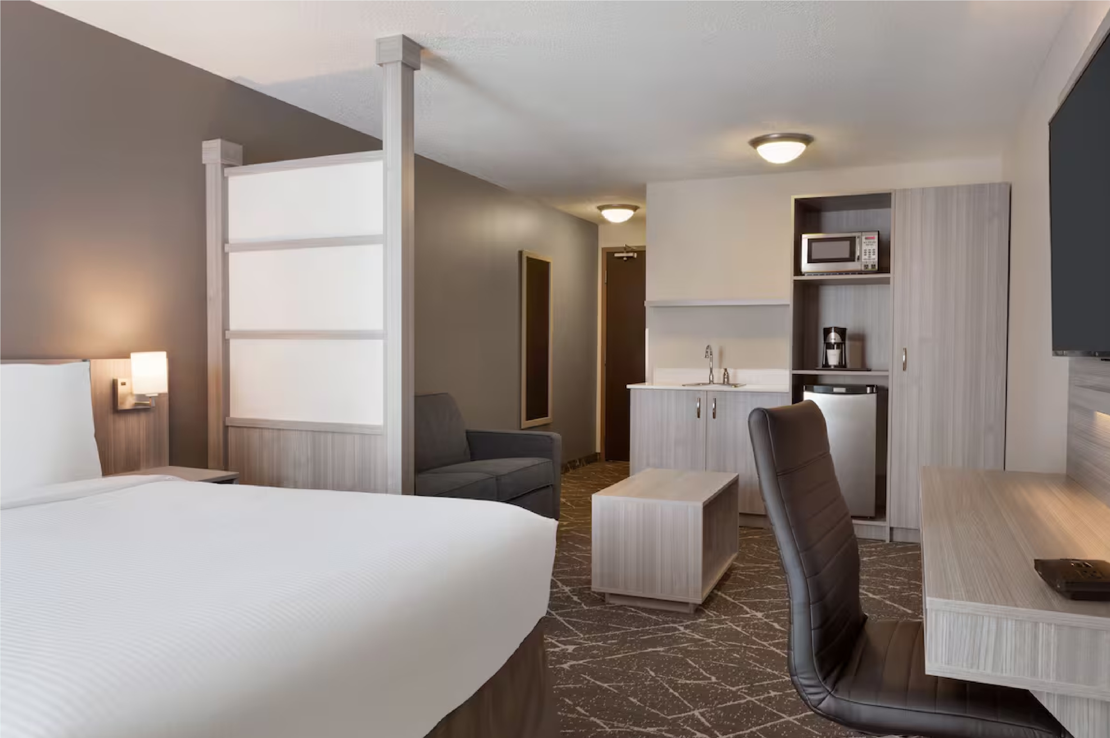 Double Queen Size Bed