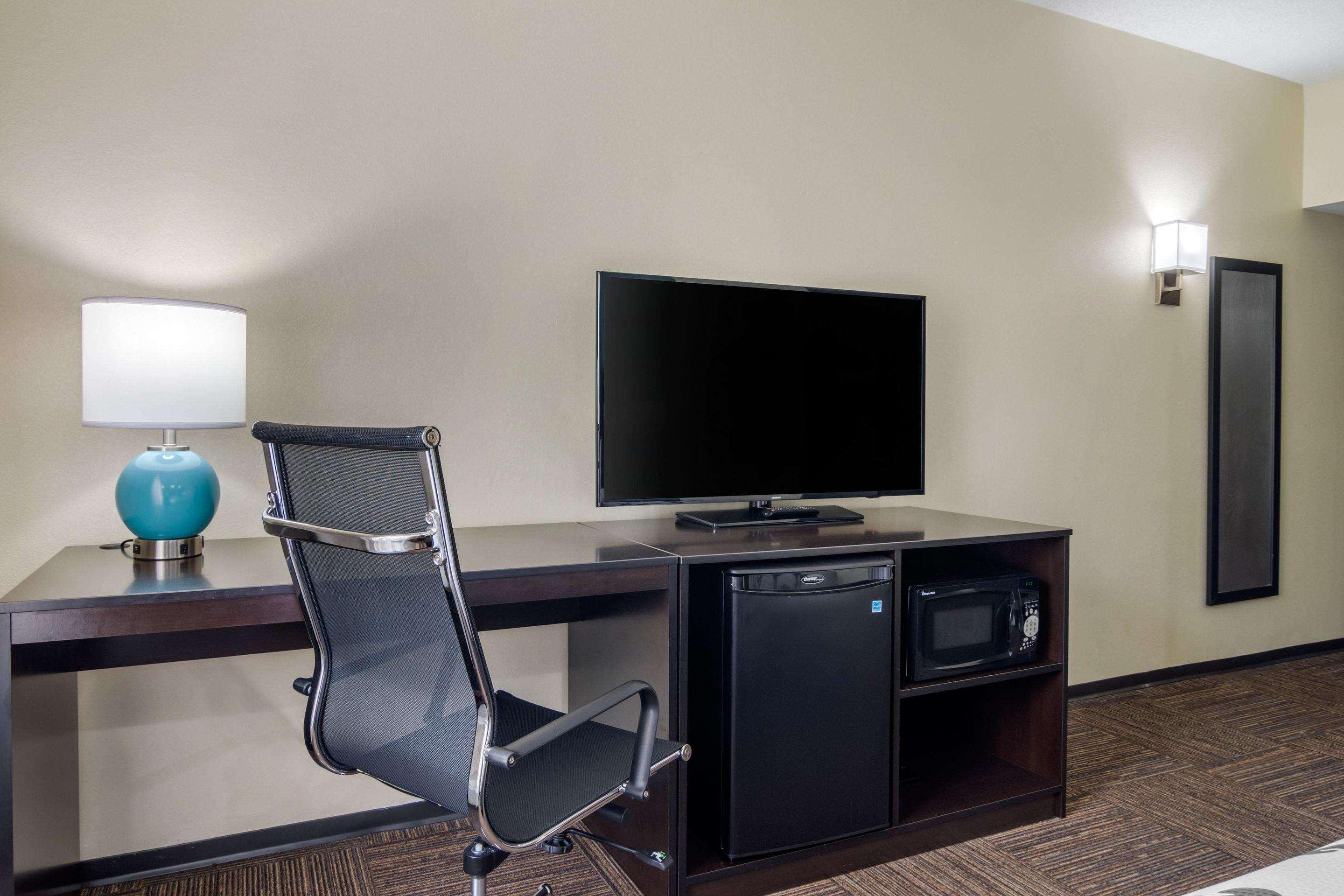 Double King Bed Non Smoking