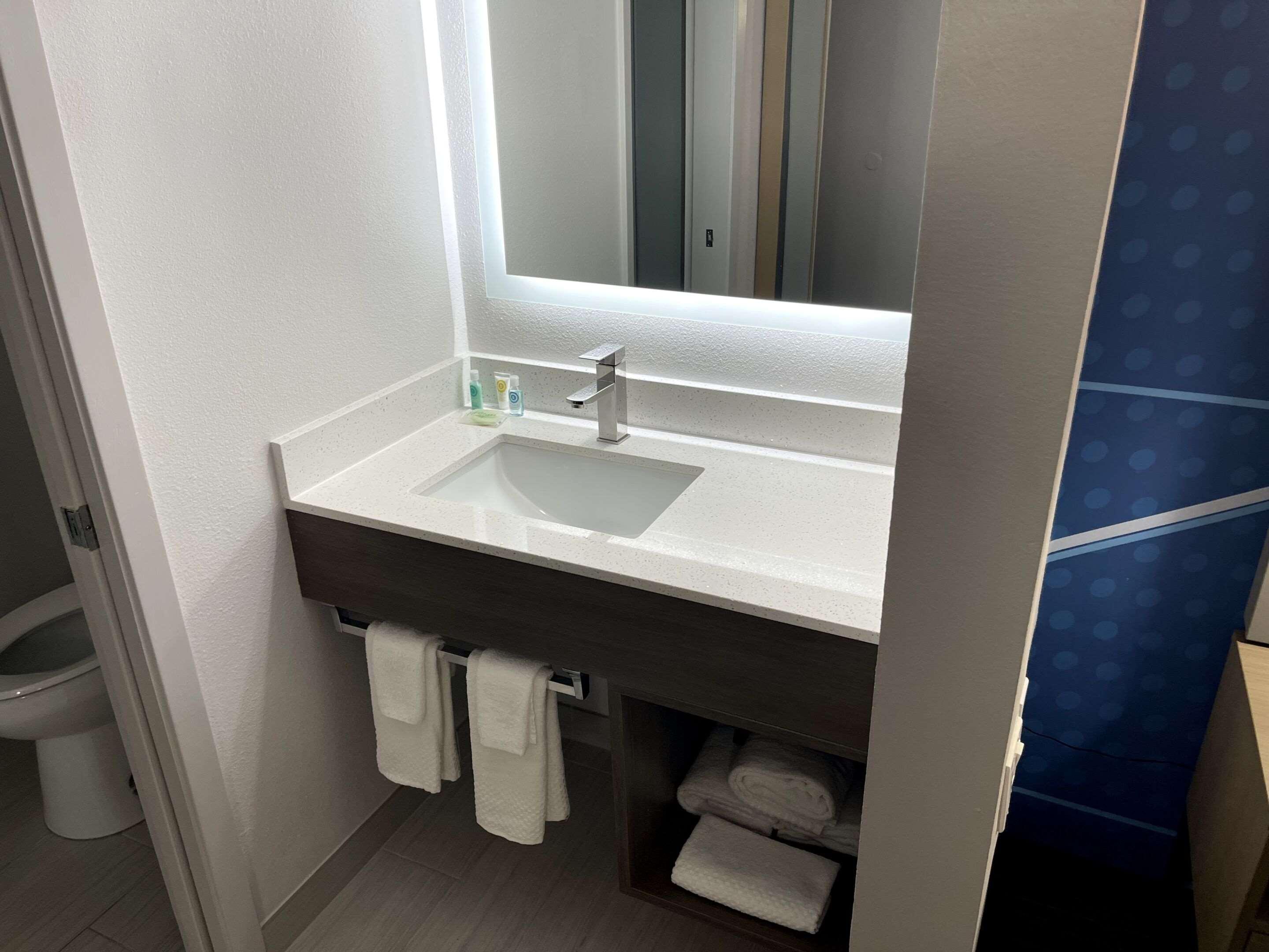 Double Two Queen Beds Non Smoking